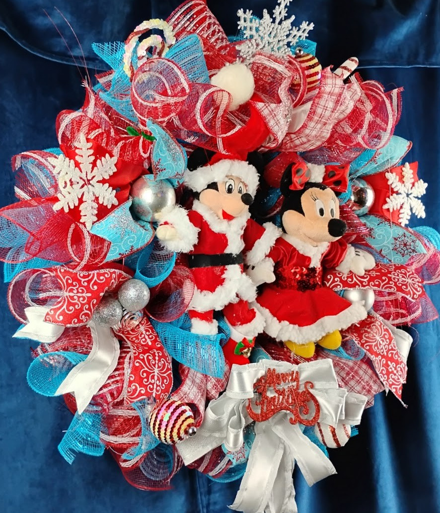Mickey and Minnie Mouse Christmas Wreath Large 24″ Holiday Front Door Decor