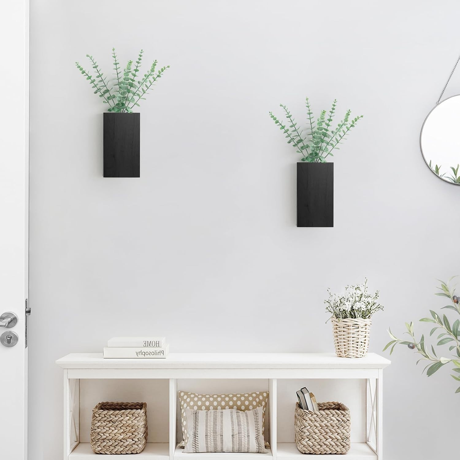 Paquete de 2 macetas de pared de madera con eucalipto artificial, decoración