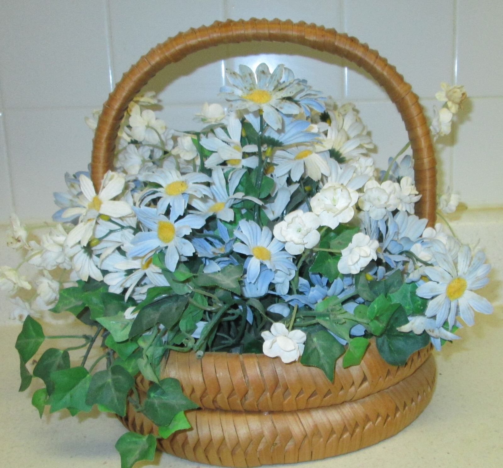Artificial Planter Basket Faux Indoor House Plant Round Woven Basket / Handle