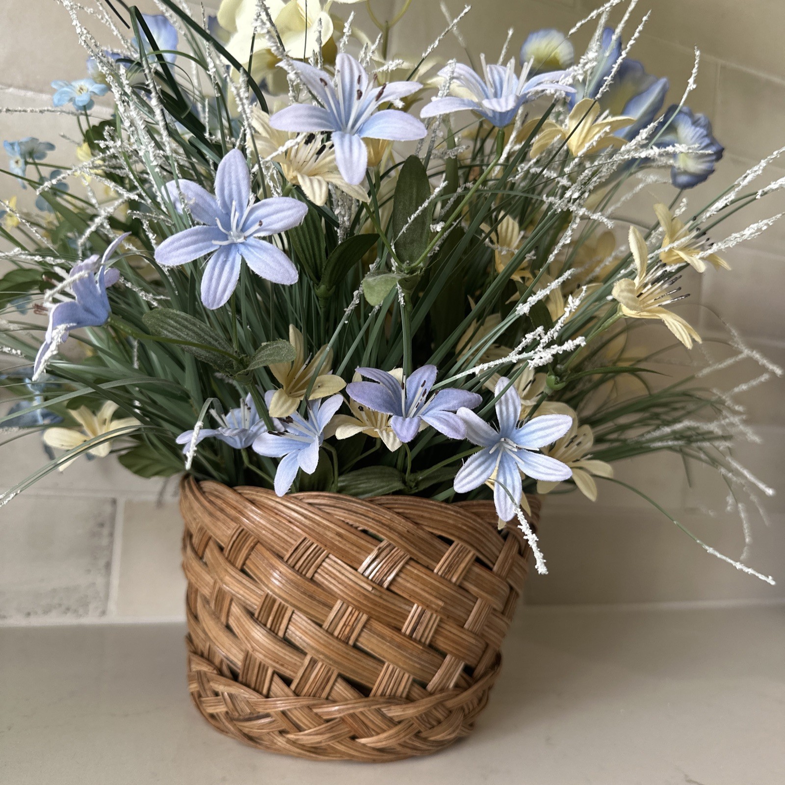 ARTIFICIAL FLORAL ARRANGEMENT Blue, White, Yellow, Green 12″ High