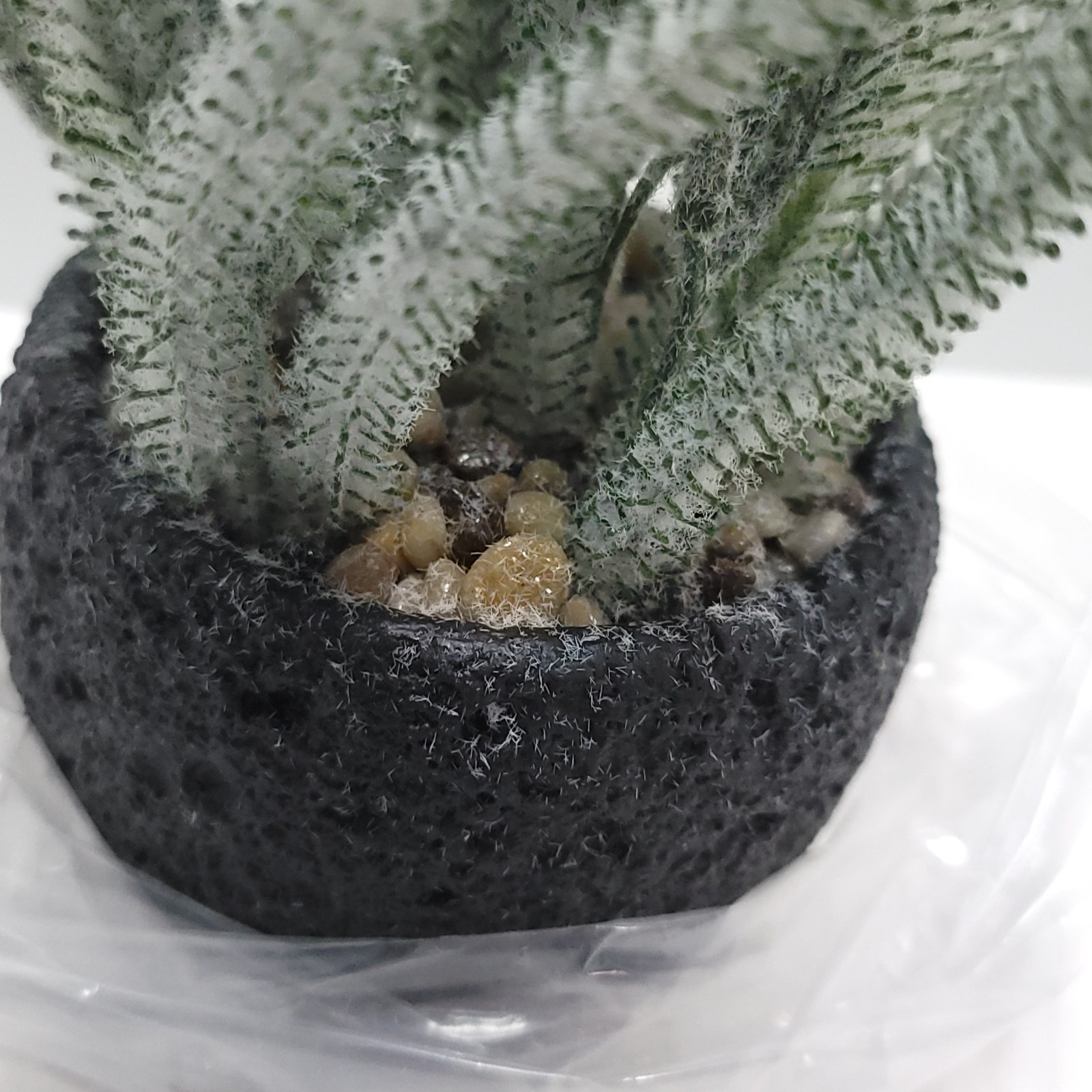 Giftale Faux Frosted Succulent Potted Plant with Polished River Rocks 12″
