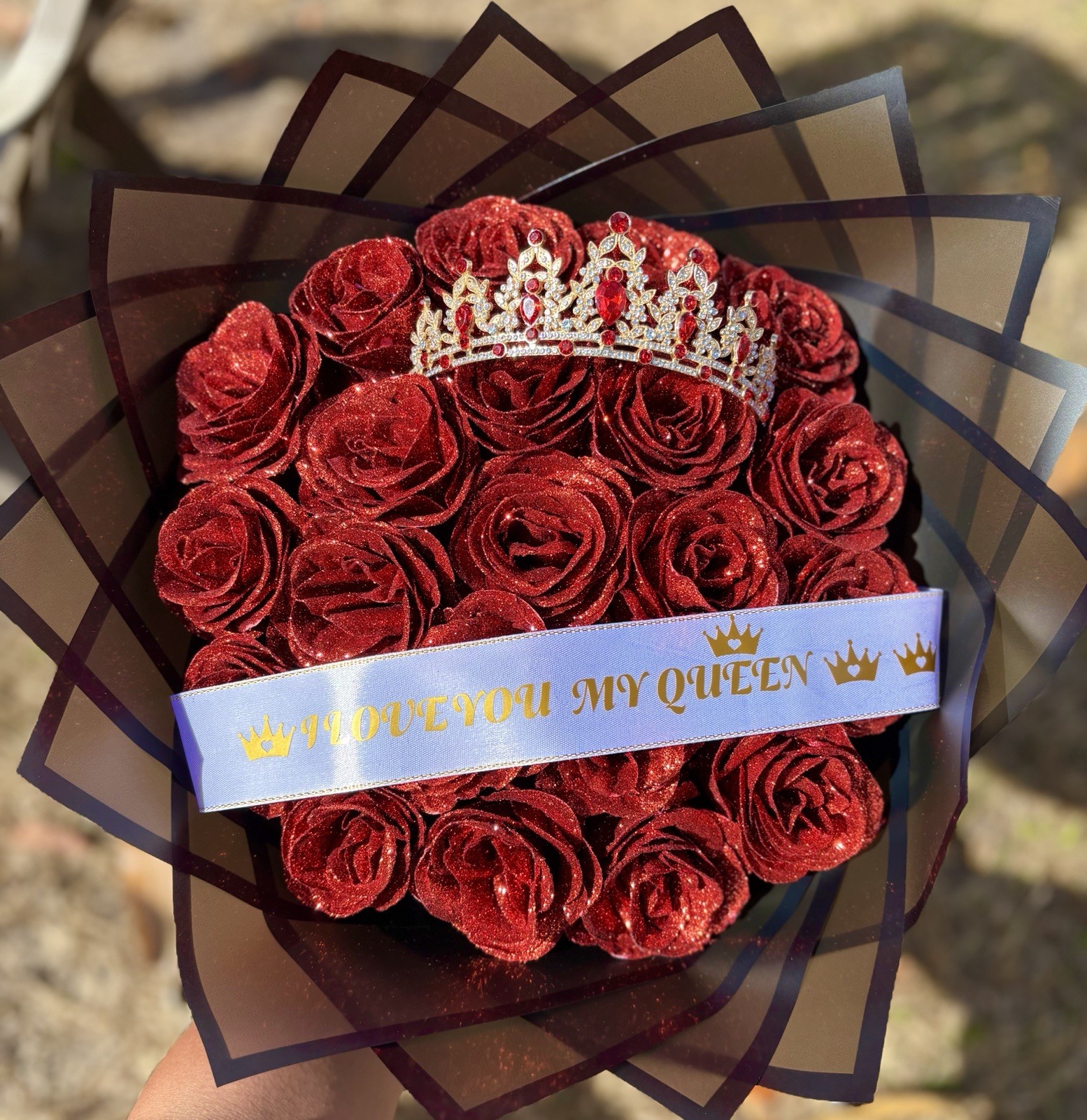 Luxury Red Rose Bouquet with Crown “I Love You My Queen” Romantic Gift