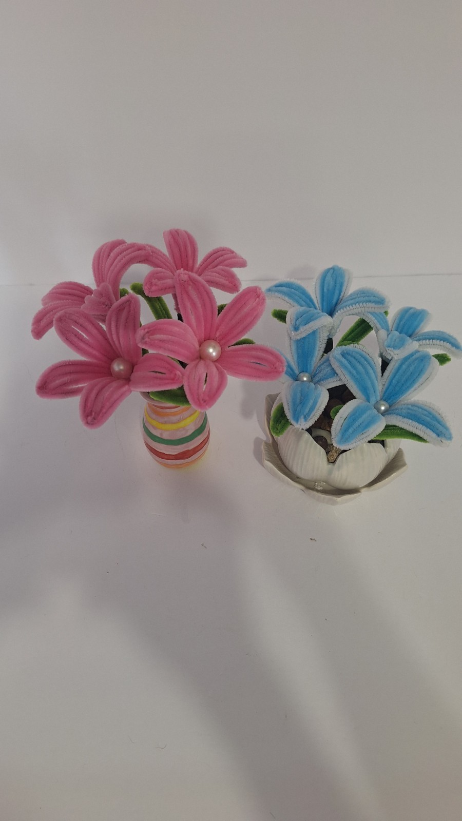 Mini Artificial Lily Flower Arrangement & Centerpiece, Multicolor Plastic/Wire