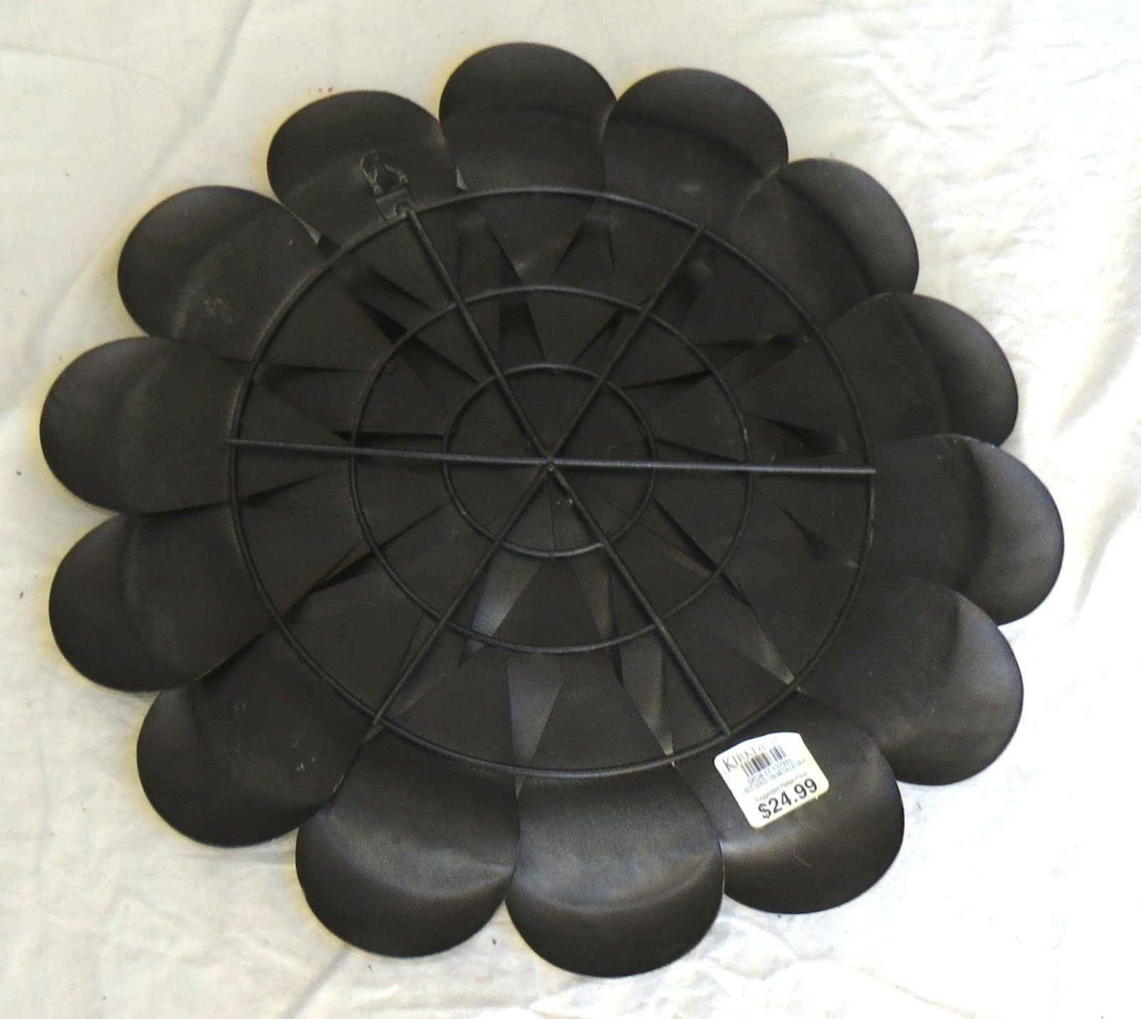 Kirklands Silvertone Flower 17 inch Wall Decoration – Excellent