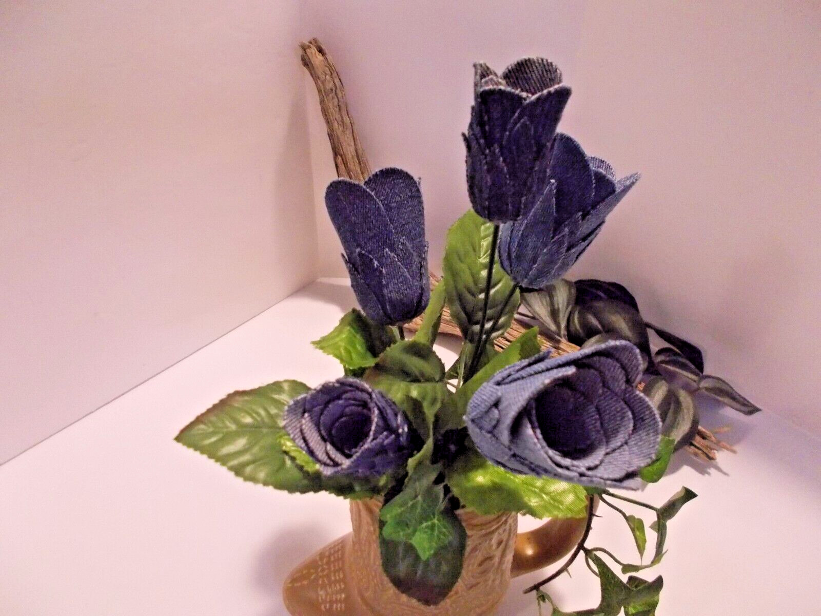 Western Cowboy Boot Cup with Handmade Denim Rose Arrangement – Upcycled Decor