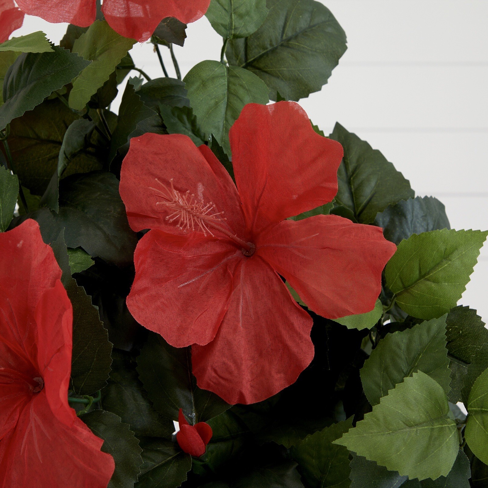 3’ Artificial Hibiscus Flowering Tree Home Decor. Retail $106