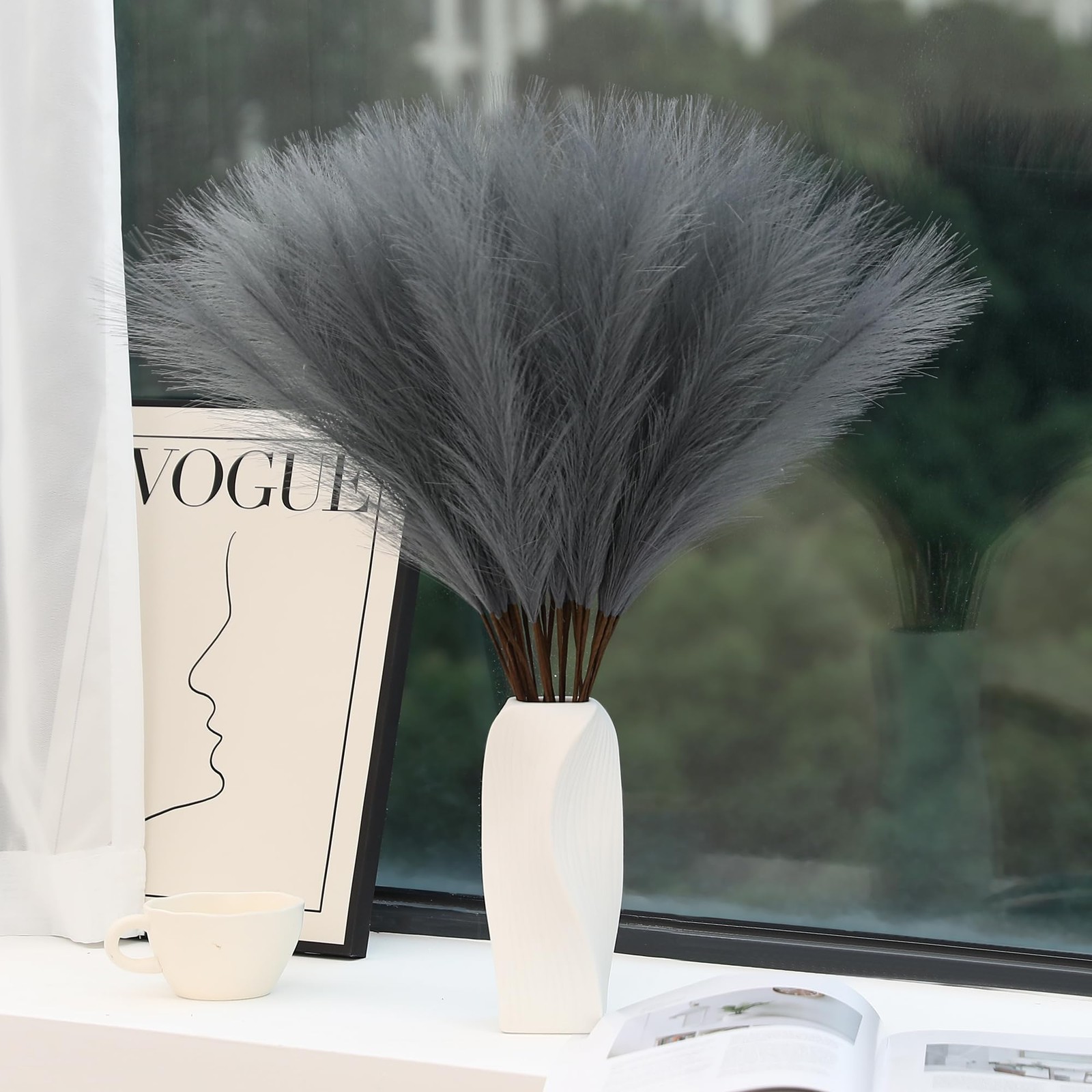 Wertuirk Grey Pampas Grass Decor – 30pcs 24 Inch Long Faux Pampas Grass Decor…