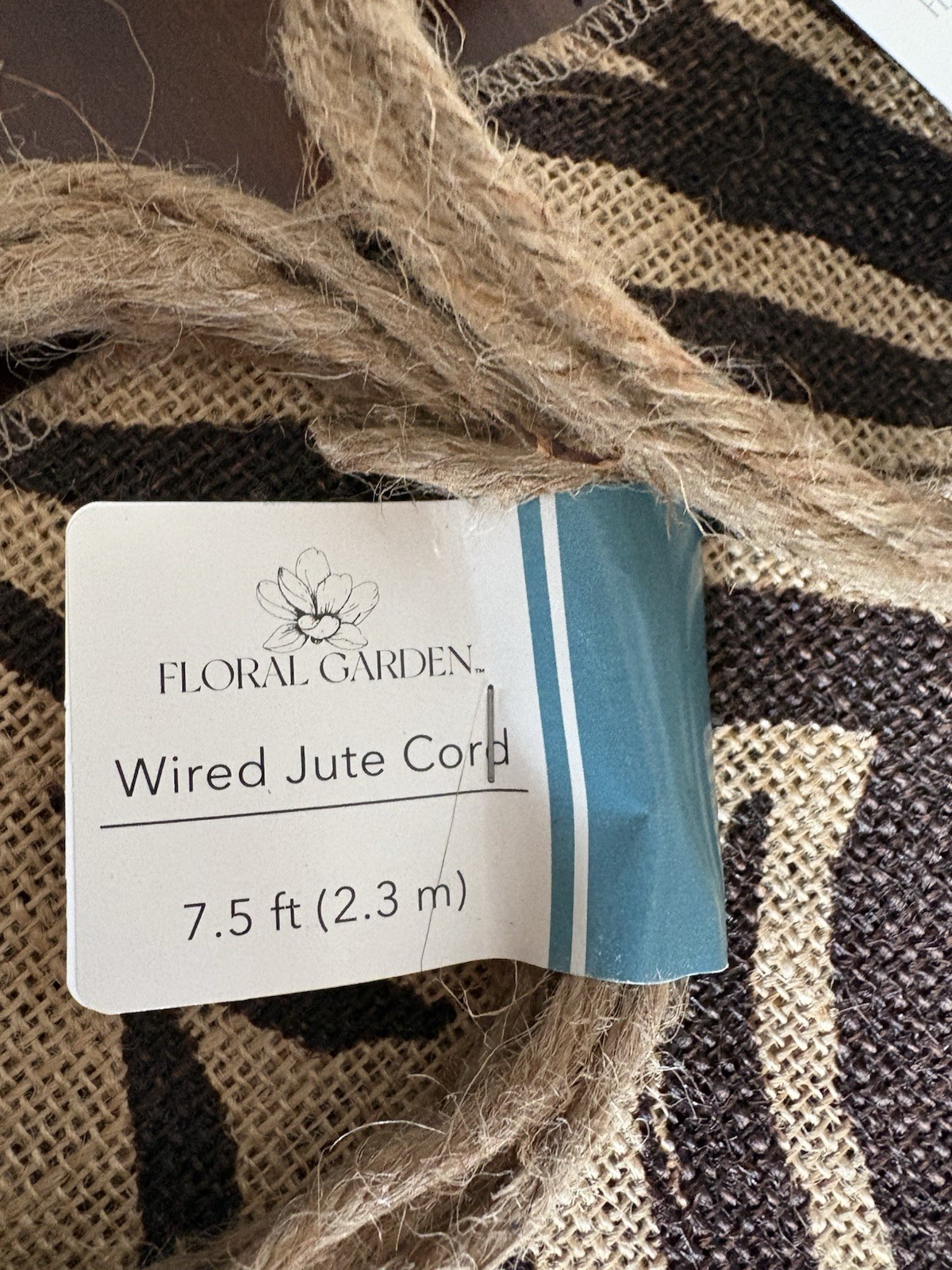 Jute Burlap Bundle Table Runners, Wired Jute Cord, Ribbon, Rope, Gift Bags