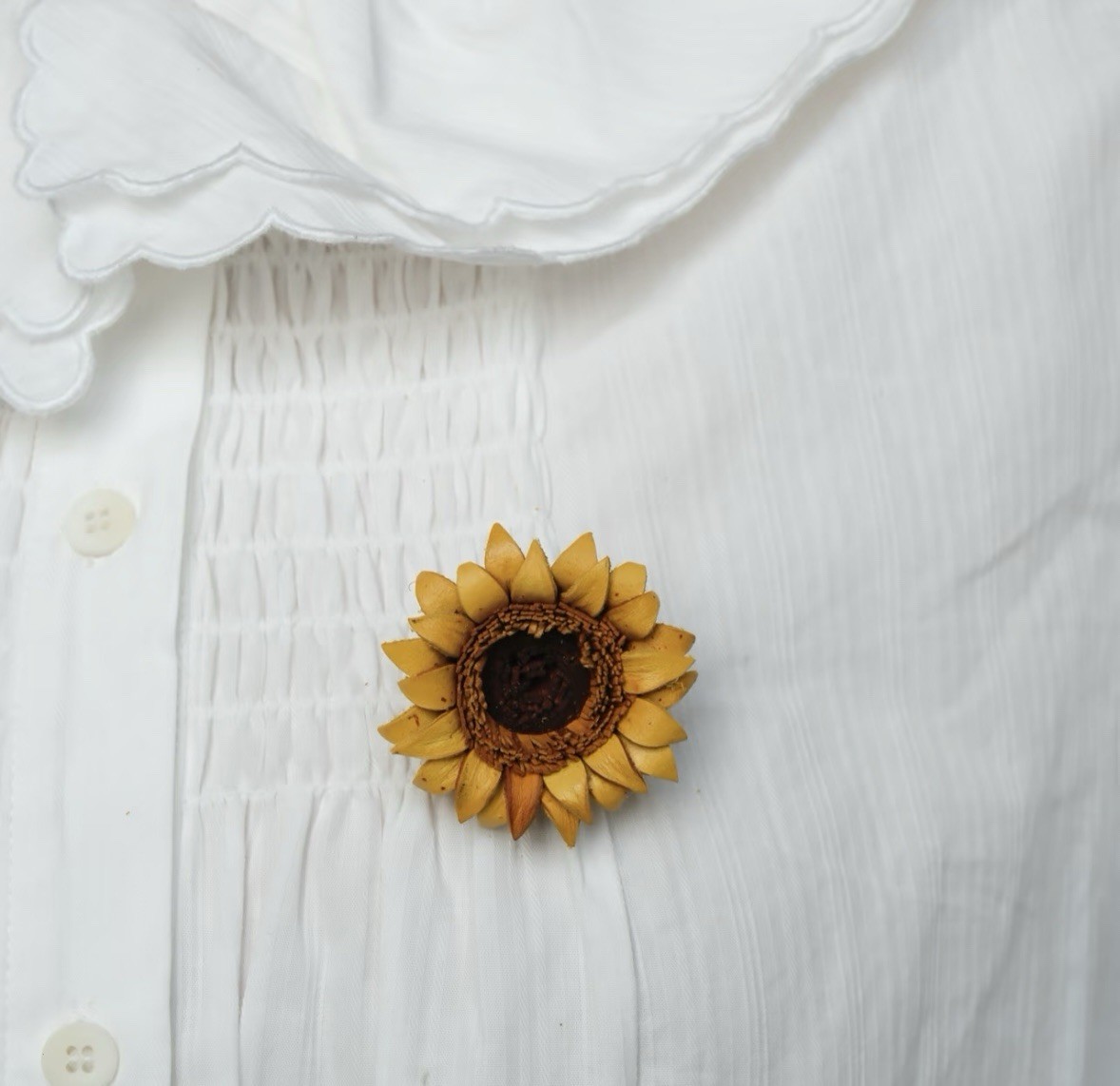 Finely Handcrafted Sunflower Leather Brooch | 100% HANDMADE | GIFT CHOICE