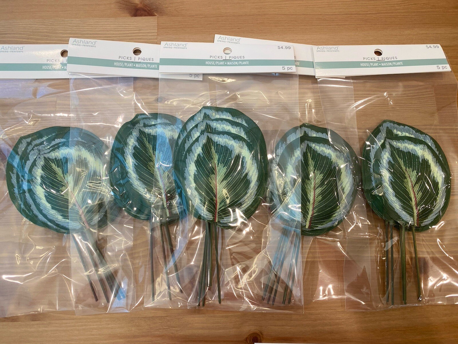 New Ashland Artificial Assortment of Picks and Leaves Set of 15 Packages