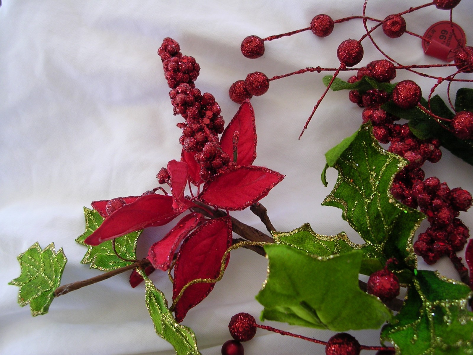 #G Lot of 5 Glitter Poinsettia & Berry Christmas Decoration FLORAL STEMS