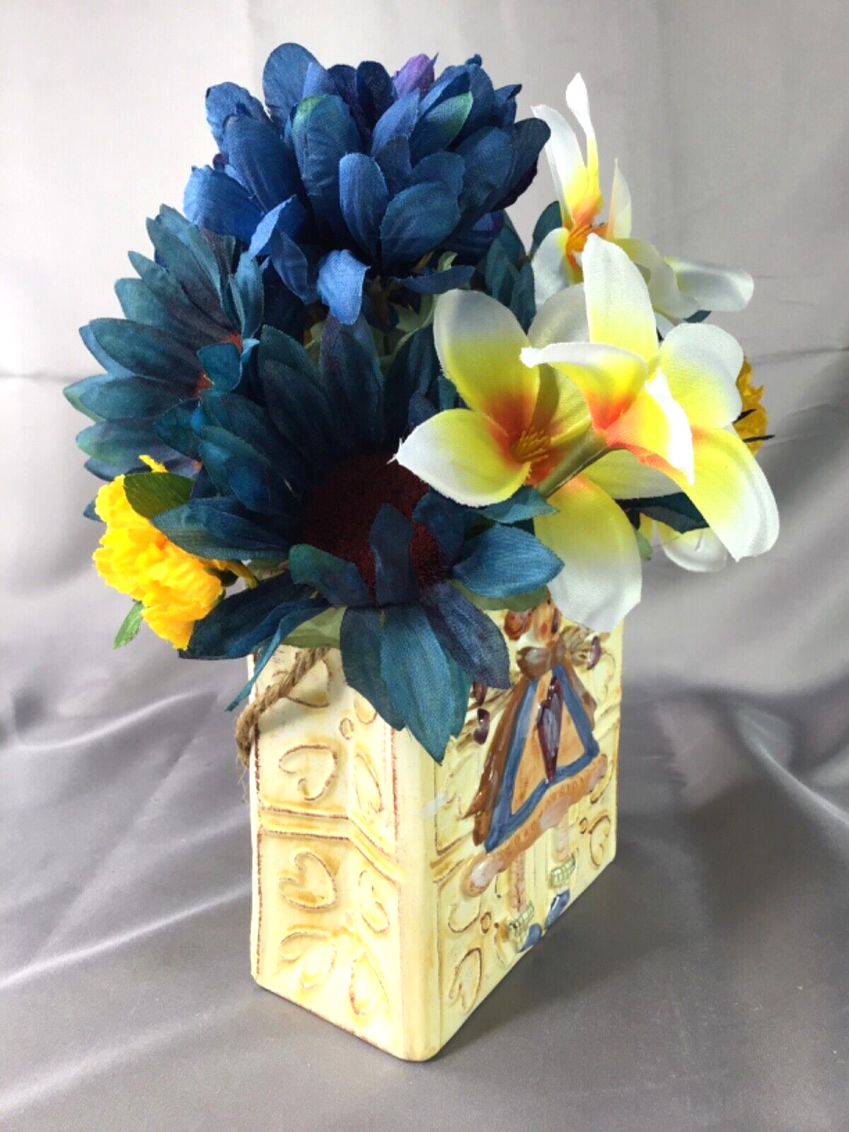 Square 5” Angel Planter Vase Gorgeous Blue White Yellow Floral Arrangement