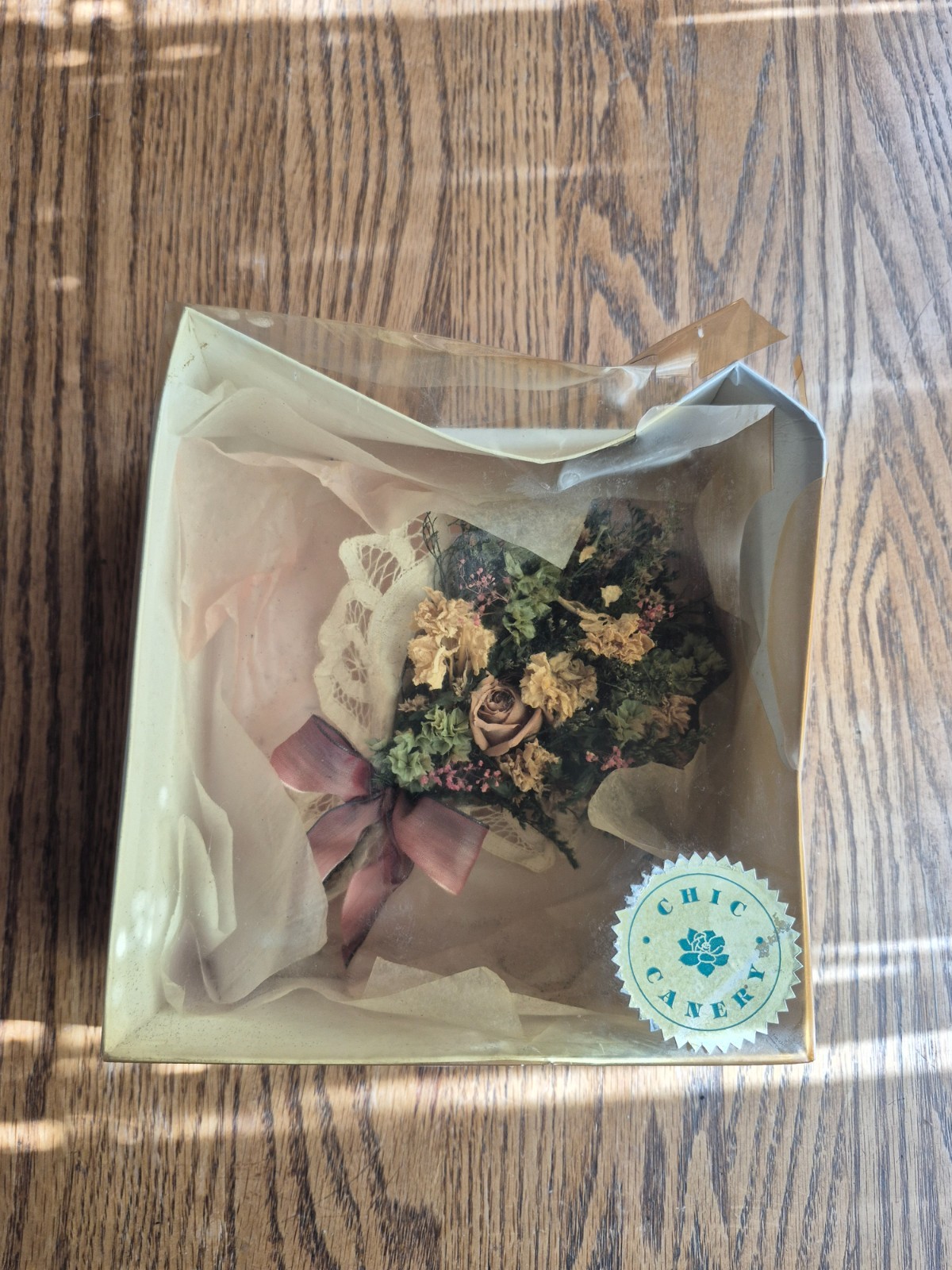 New in Box Vintage Deadstock Small Dried Preserved Flower Bouquet Wall Decor Rom