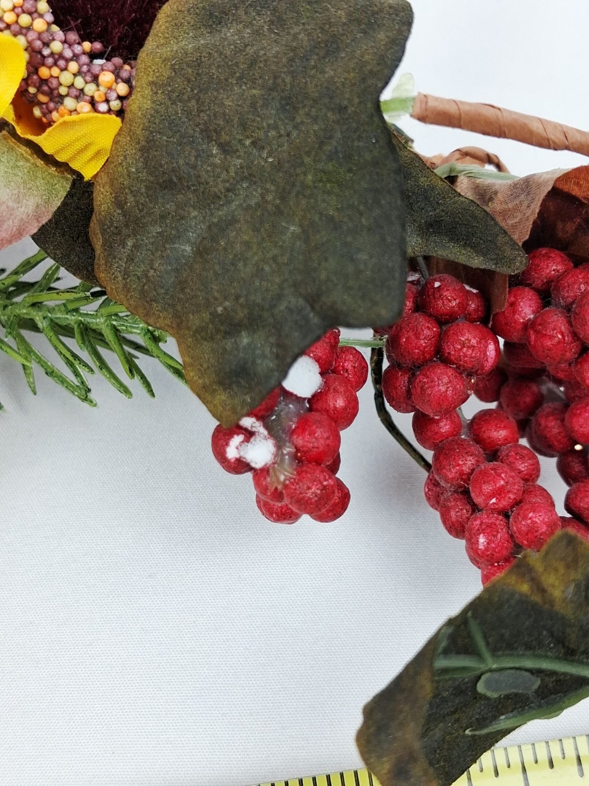VTG Sunflower Fall Vine Swag Candle Ring Mixed Berries & Greenery Autumn Home De