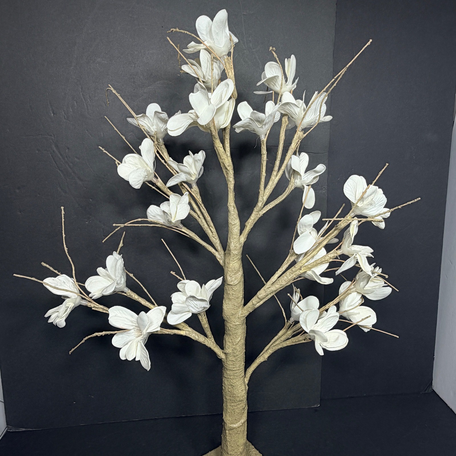 Gorgeous Lighted LED Magnolia Flower Tree White 24” Tabletop Decor Timer 5V DC