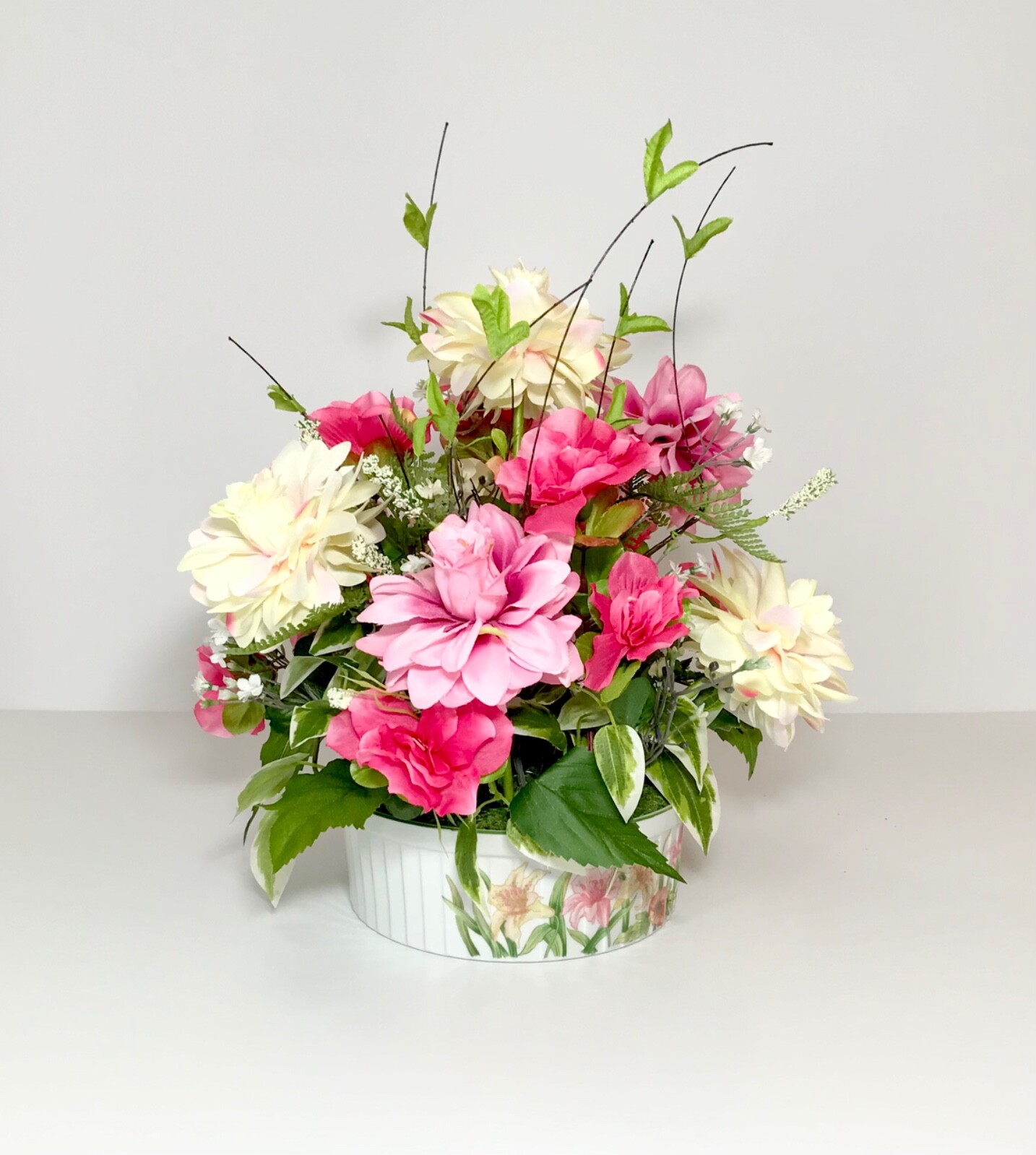 PINK WHITE CREAM FLOWERS ARRANGEMENT PORCELAIN VASE FLORAL CENTERPIECE GIFT NEW