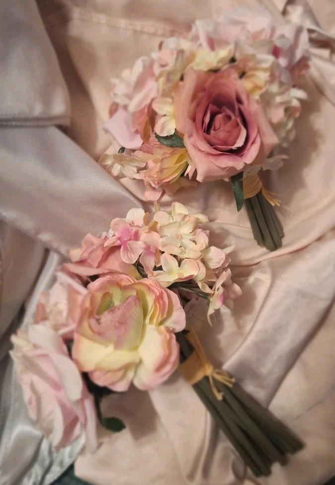 8pk 5-9 in. Spring Blush Pink White Rose Flower Bouquet Wedding Table Decor