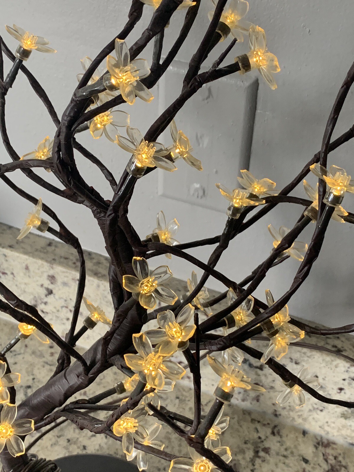 Bonsai Tree Light Artificial Led Flower Cherry Blossom Adjustable Branches 20″