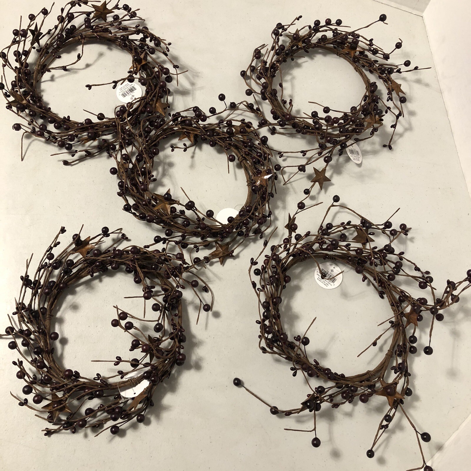 5 Pip Berry And Star Vine Candle rings 6.5” opening Dark Wine