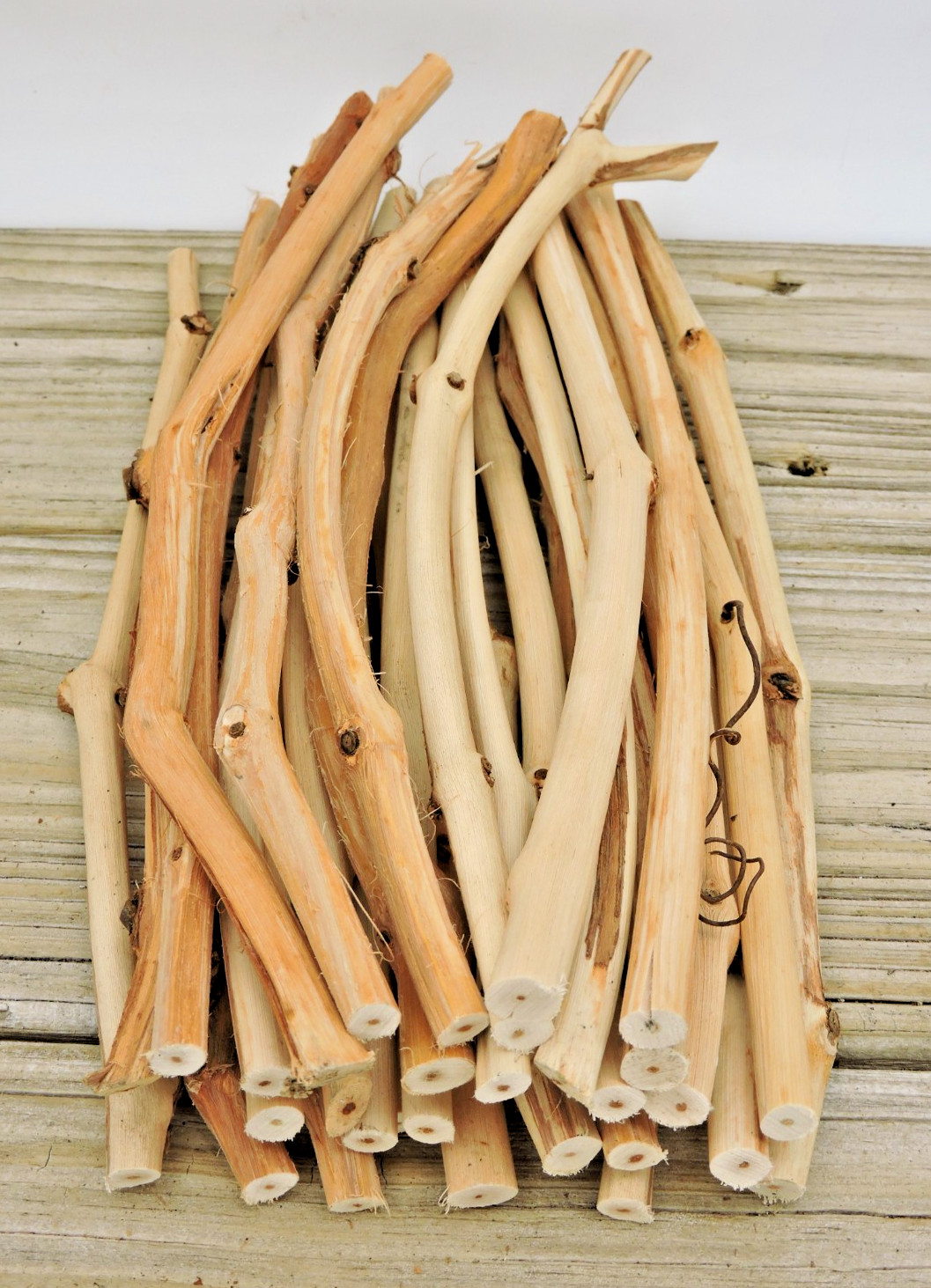 30 Grapevine Wood Stick Section 5/16~7/16″D 10~12″L Driftwood Decor Crafts