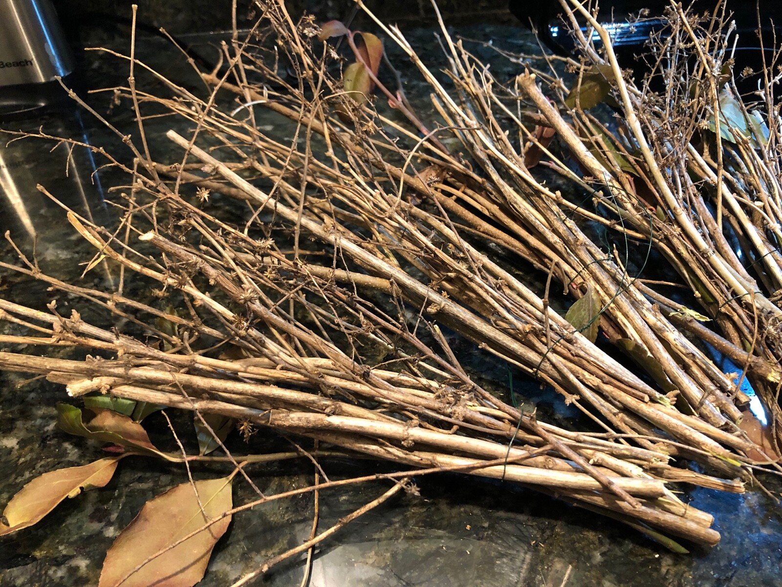 Wood Branch Mixed Twig Bunches 6-12″ Variety Med to Fine~Crafts *Farmhouse Decor