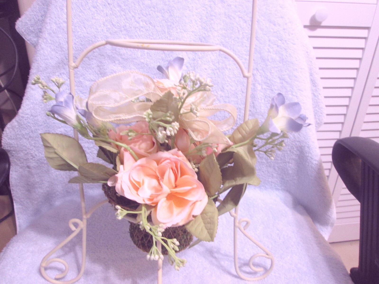 Butterfly Stand With Potted Flowers 21″ Tall 12.5″ Across