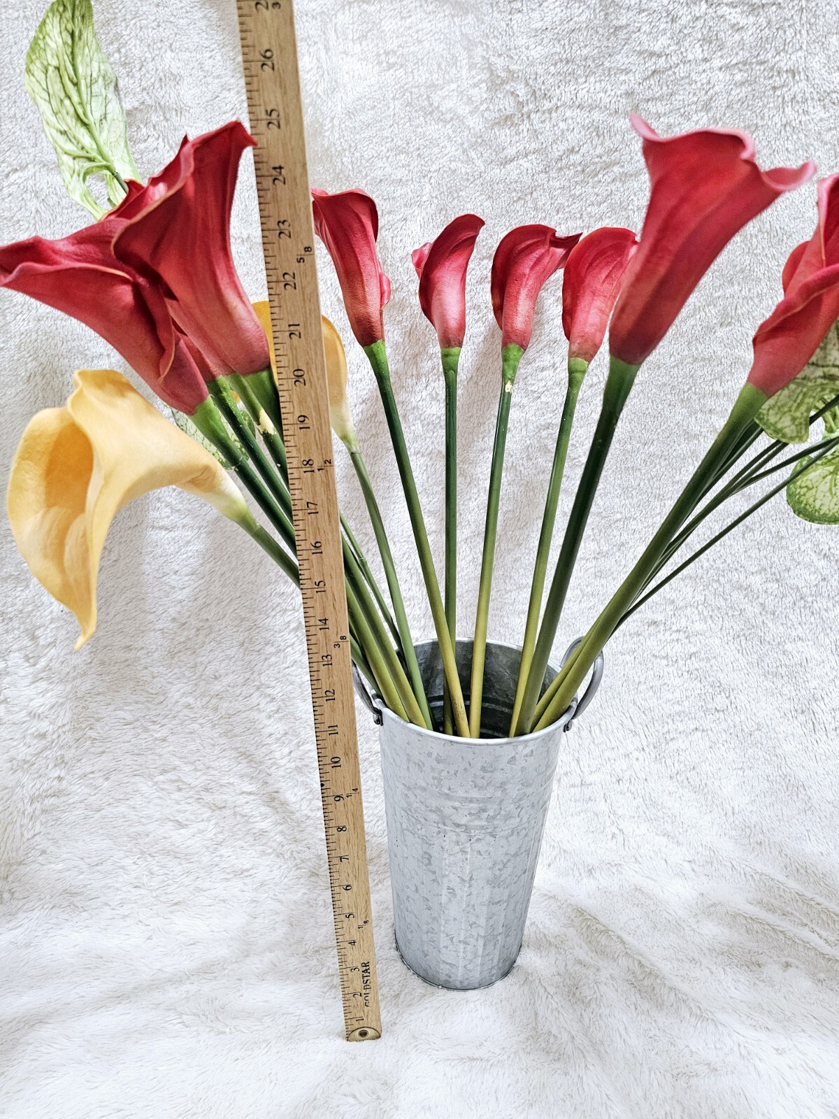 14pcs Faux Calla Lily Flowers 26″ Tall with French Galvanized Vase + 3 Decorativ