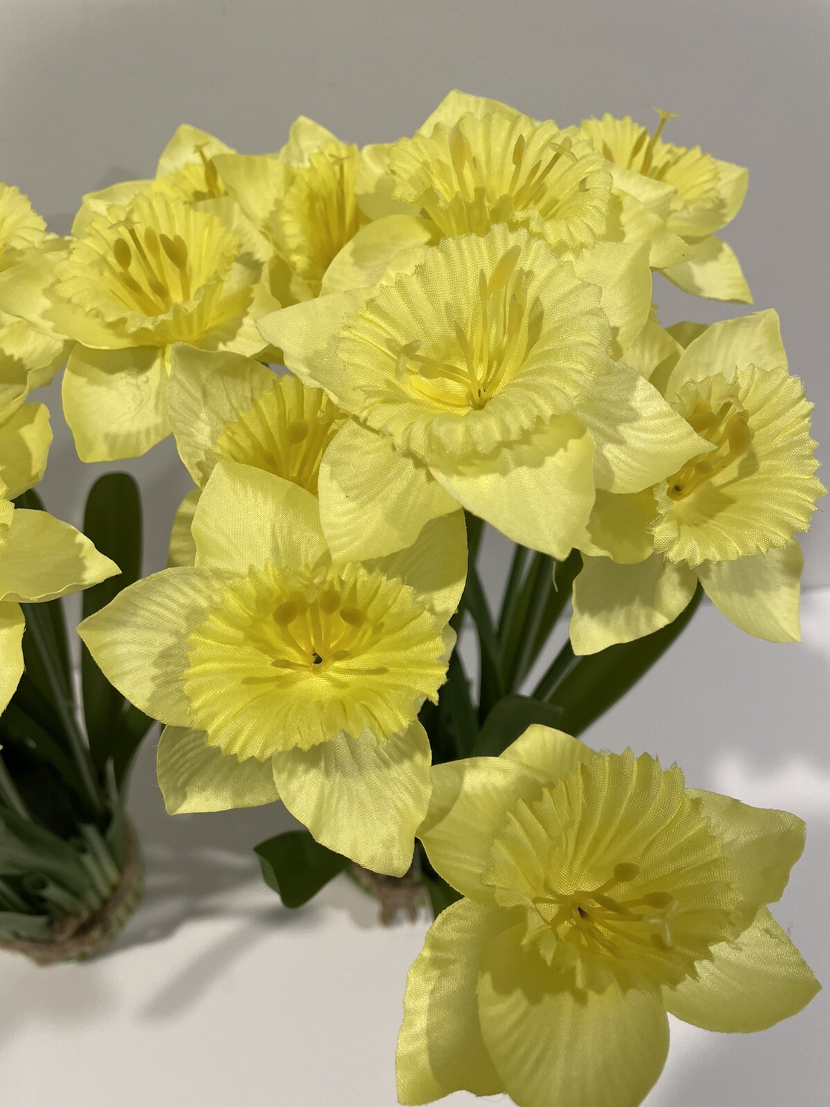 Valerie Parr Hill Daffodil Bundles – Large 15” Yellow Set of 2 NEW