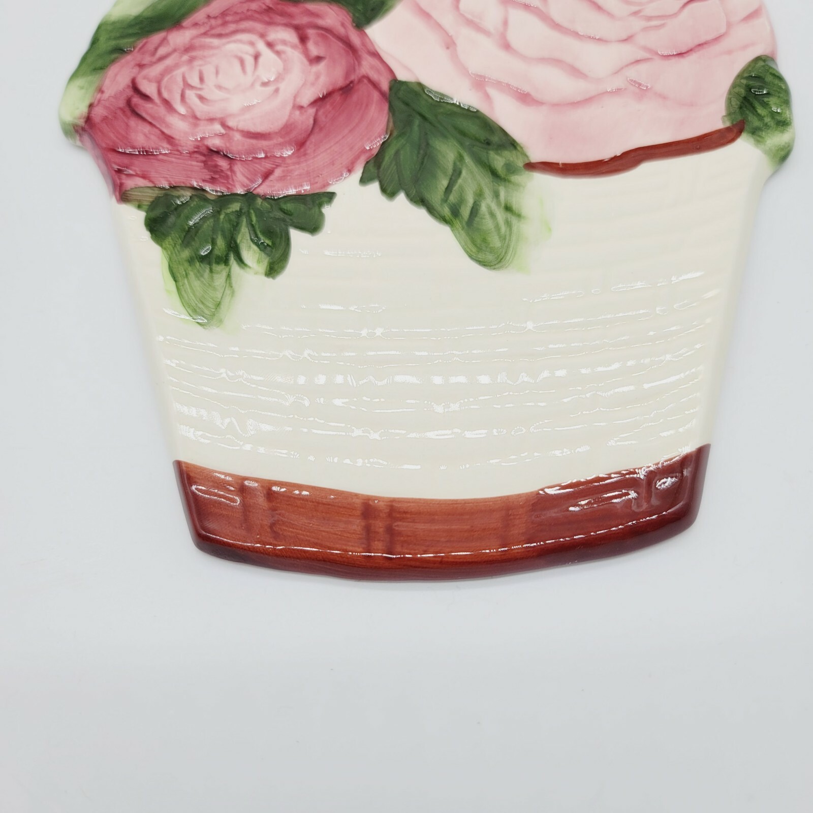 7.5″ X 6.5″ Ceramic Wall Hanging Rose Bucket Pink Maroon