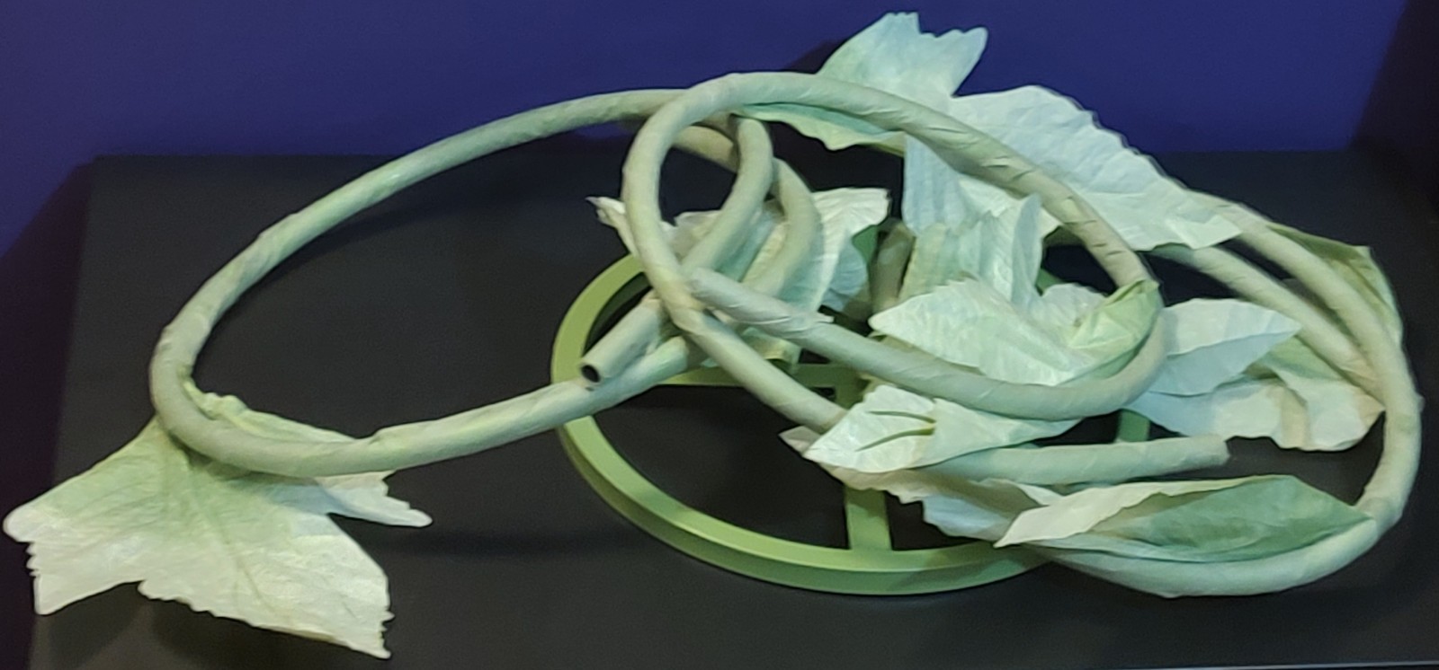 LPN – Giant Artificial Flowers for Decoration with Stand
