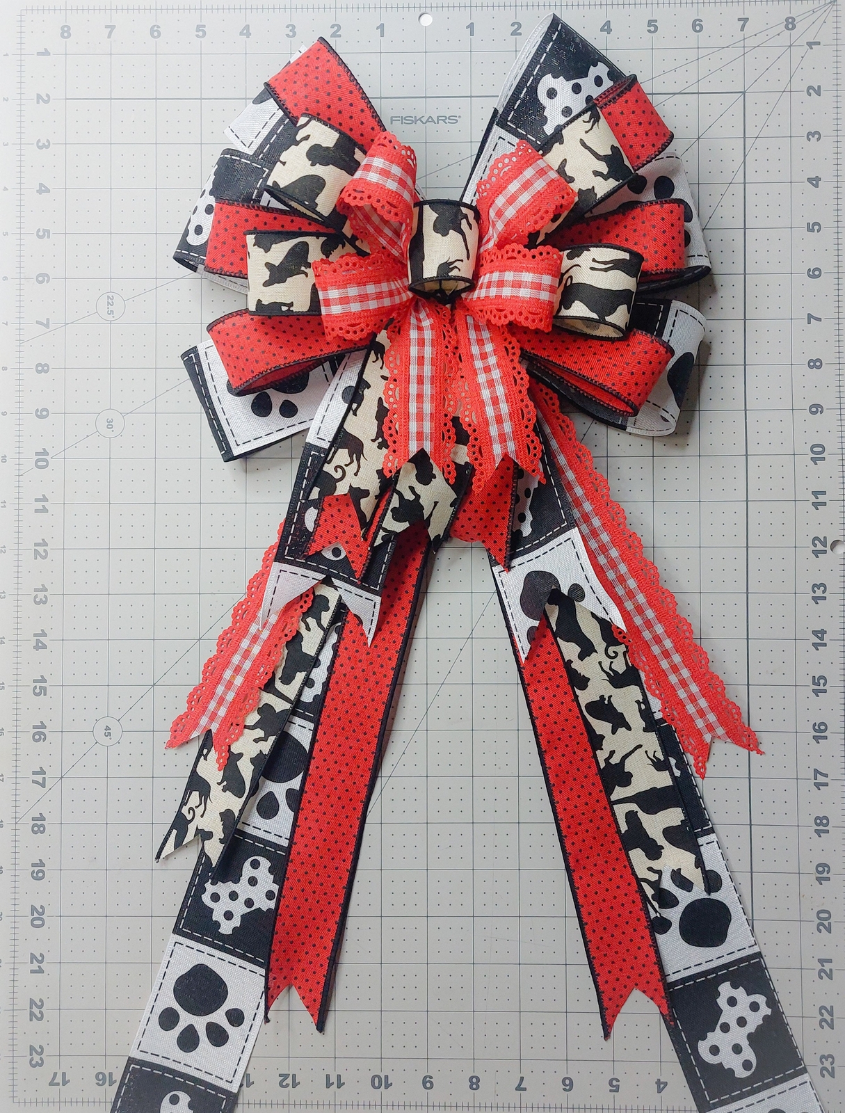 Dog Wreath Bow, Red and Black