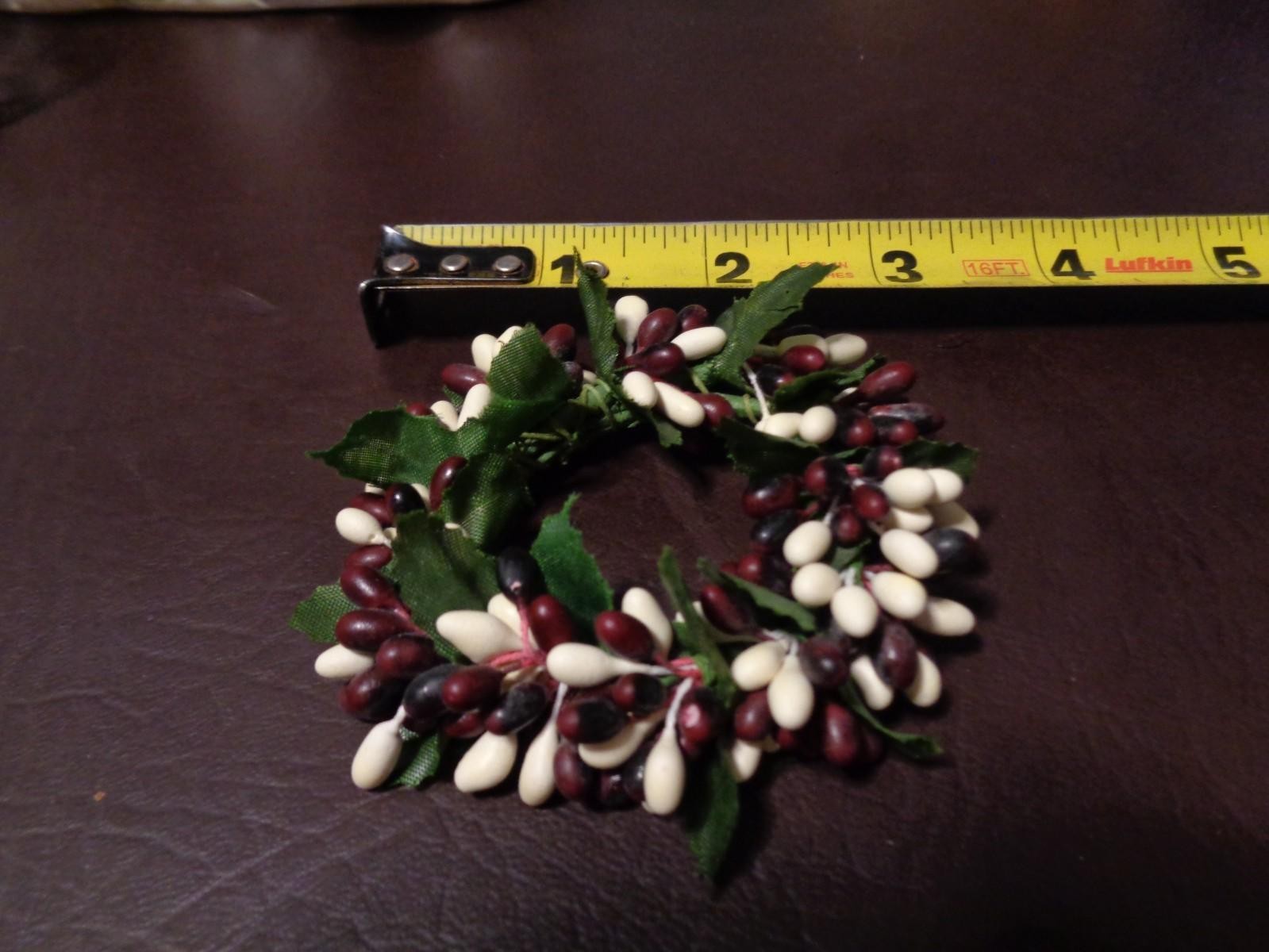 4 Deep BURGUNDY & CREAM TAPER Pip Berry Rings – 3″ OD – 1½” ID
