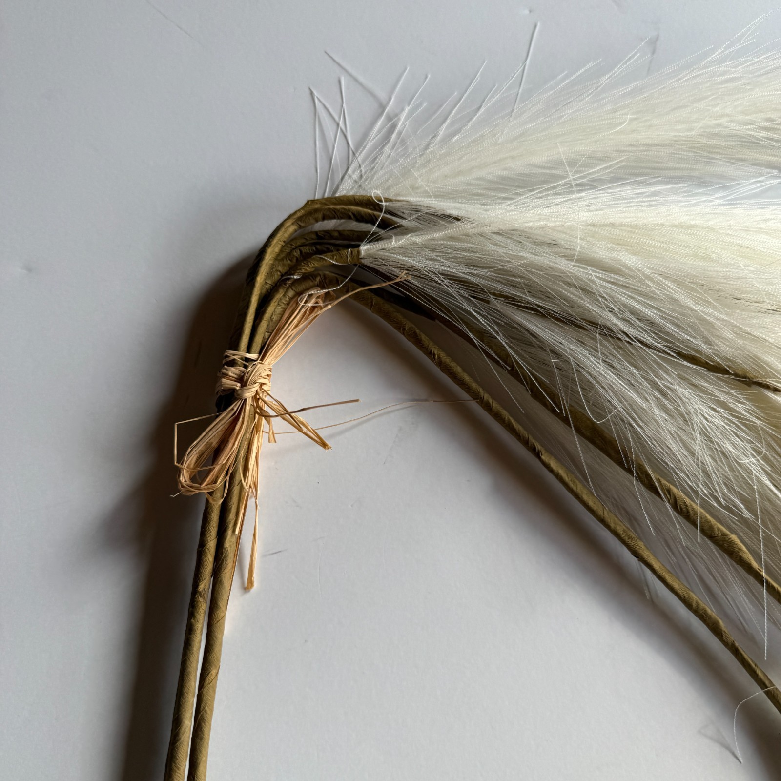 CRATE & BARREL Pampas Grass Bunch – Cream Faux Decorative Home Decor