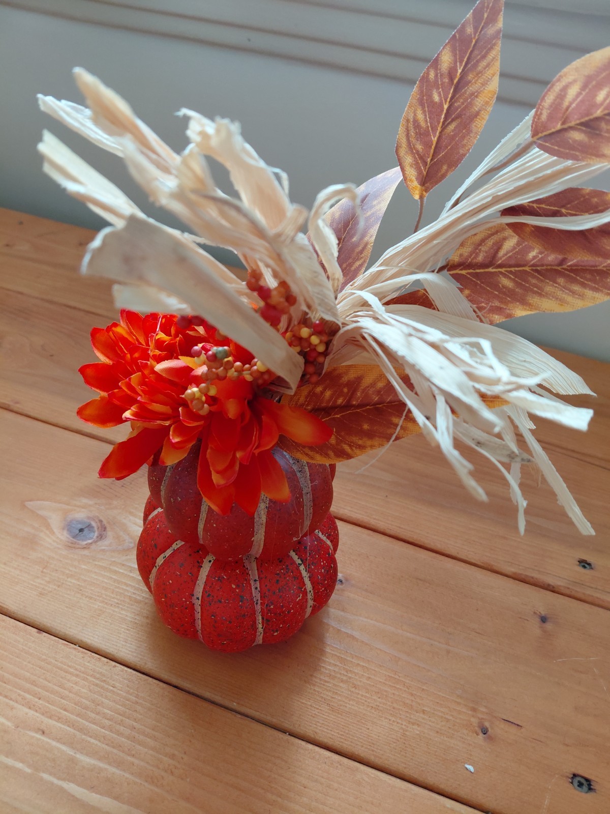 12in Tall Faux Flower Leef Straw Pumpkin Table Decor Fall time Thanksgiving