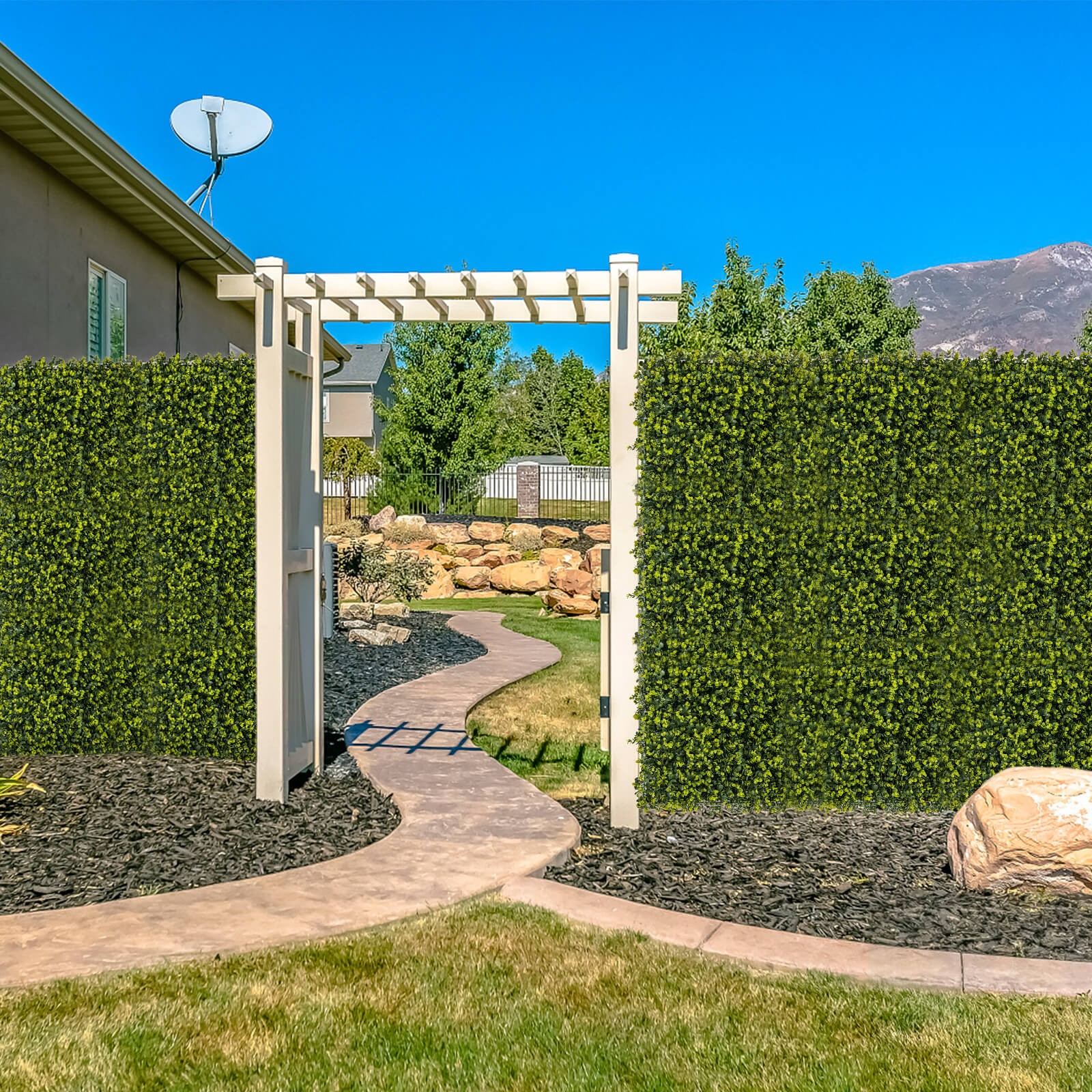 12 PCS 20″ x 20″ Artificial Hedge Boxwood Panels w/ Realistic Undulant surface