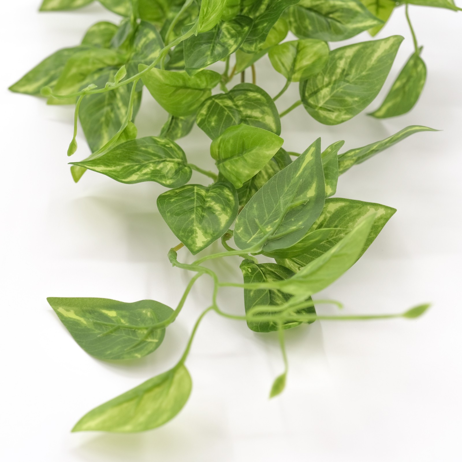 UN-REAL 70cm Green Pothos Outdoor Plug-In Stem Artificial Plant