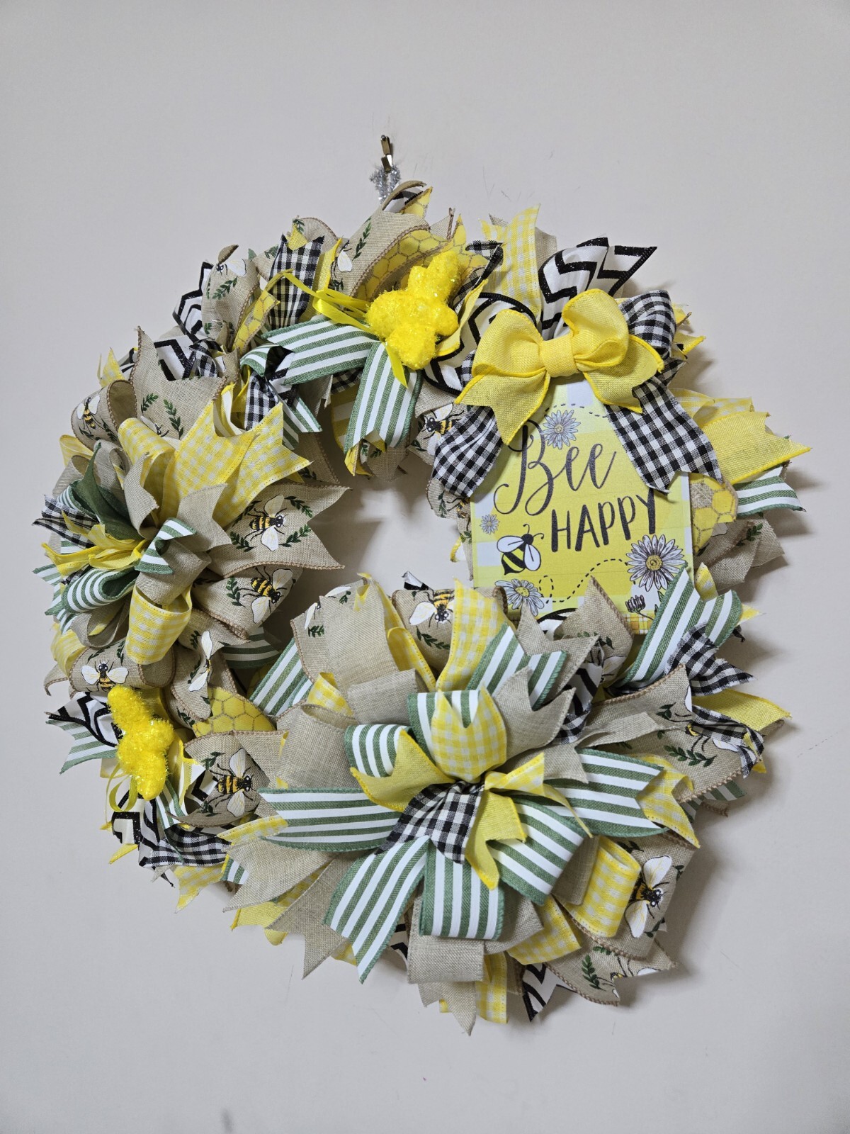 BEE happy WELCOME Spring Summer Fall Front Door Wreath Wall Decor Yellow Green