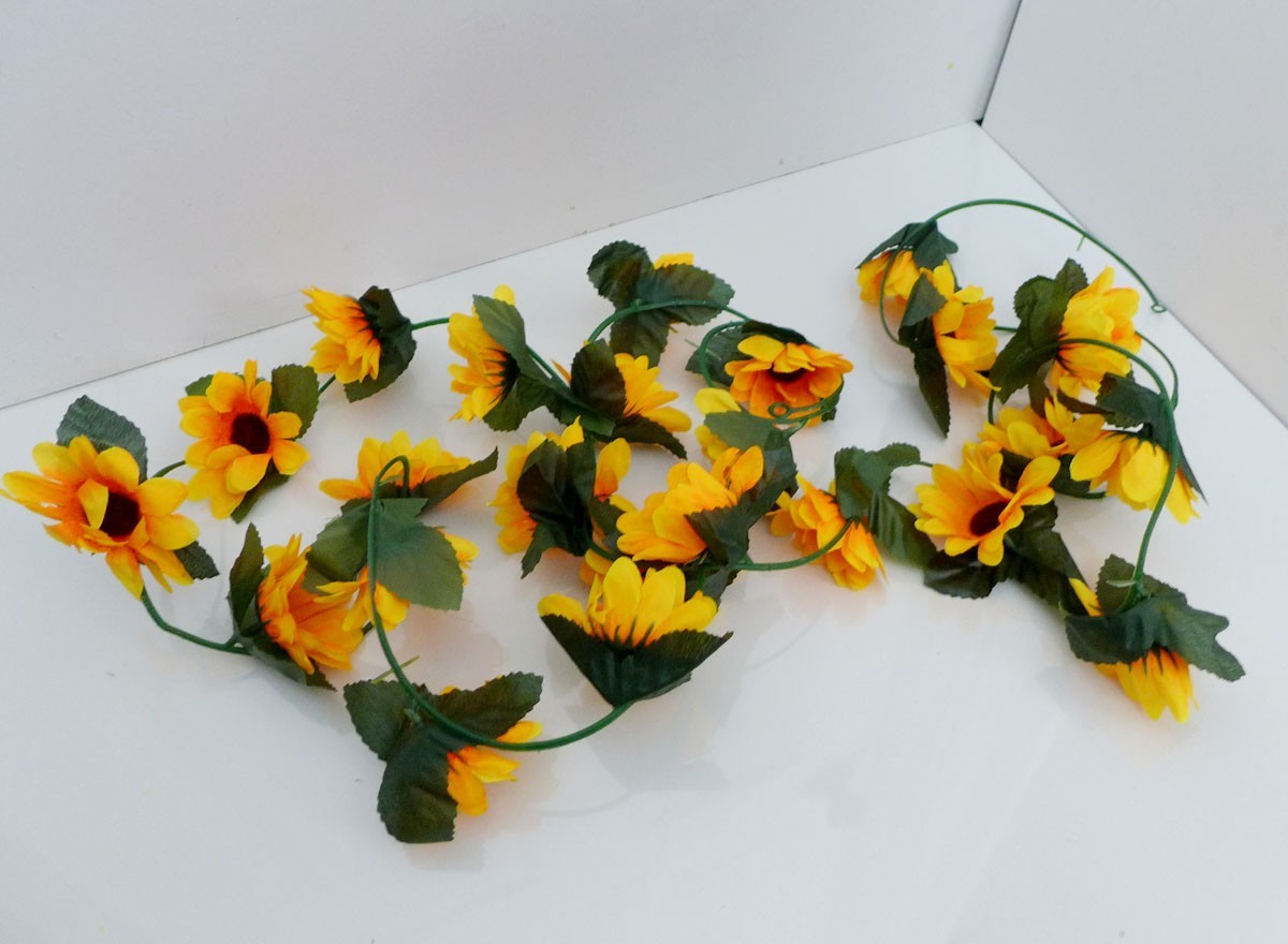 2 Pcs Artificial Plastic Sunflower Vines Hanging (#145)