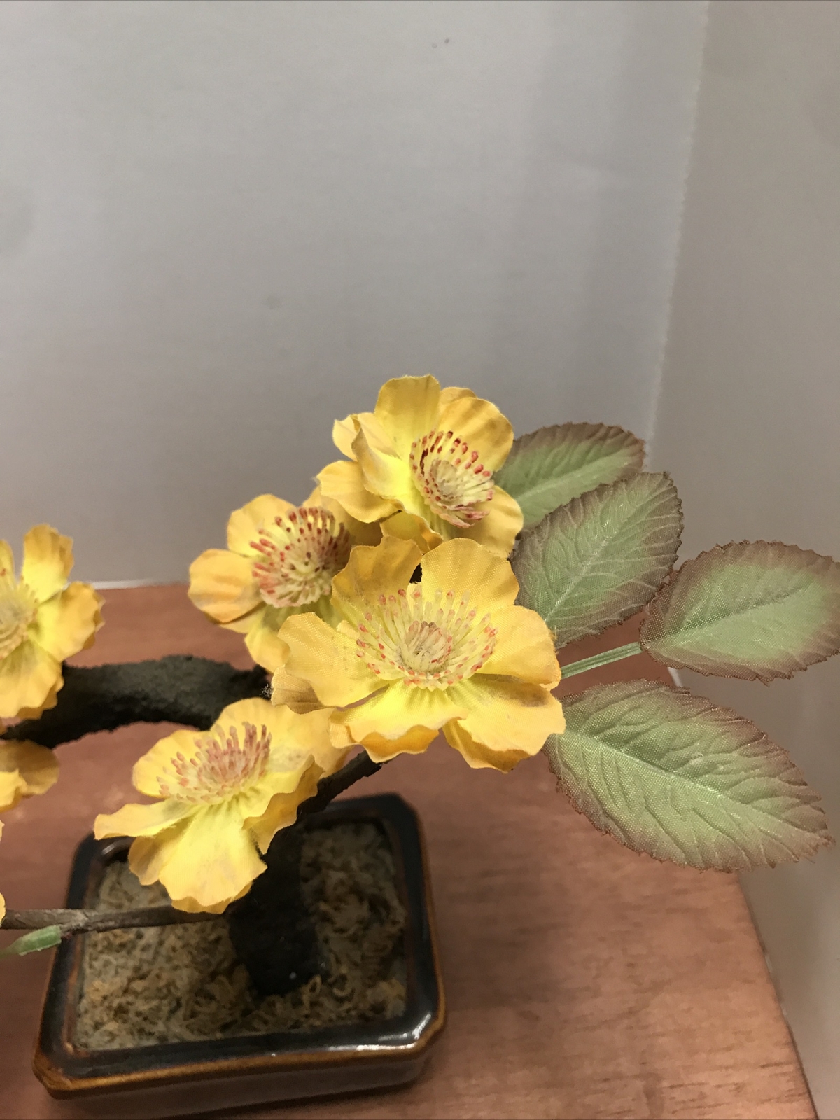 Flowering Bonsai Tree Asian Adjust Wire Silk Flowers Plastic Leaves Ceramic Base