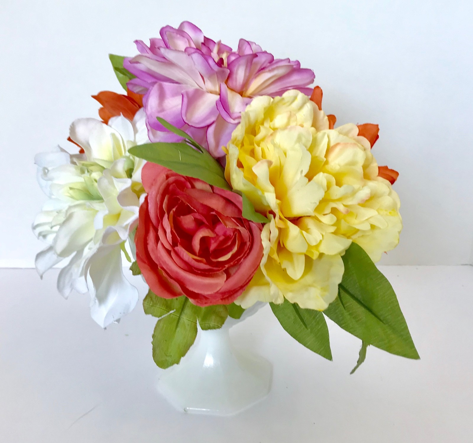 Decorative Planter with Silk Flowers in a Pinneapple Pattern Milk White Glass Pe