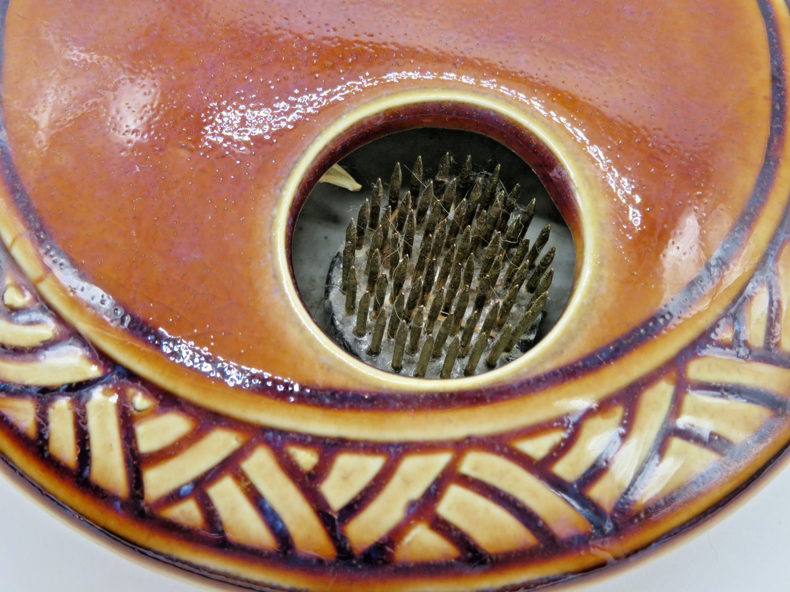 Vintage Ceramic Round Ikebana Flower Vase with Frog Brown Glaze Carved pattern