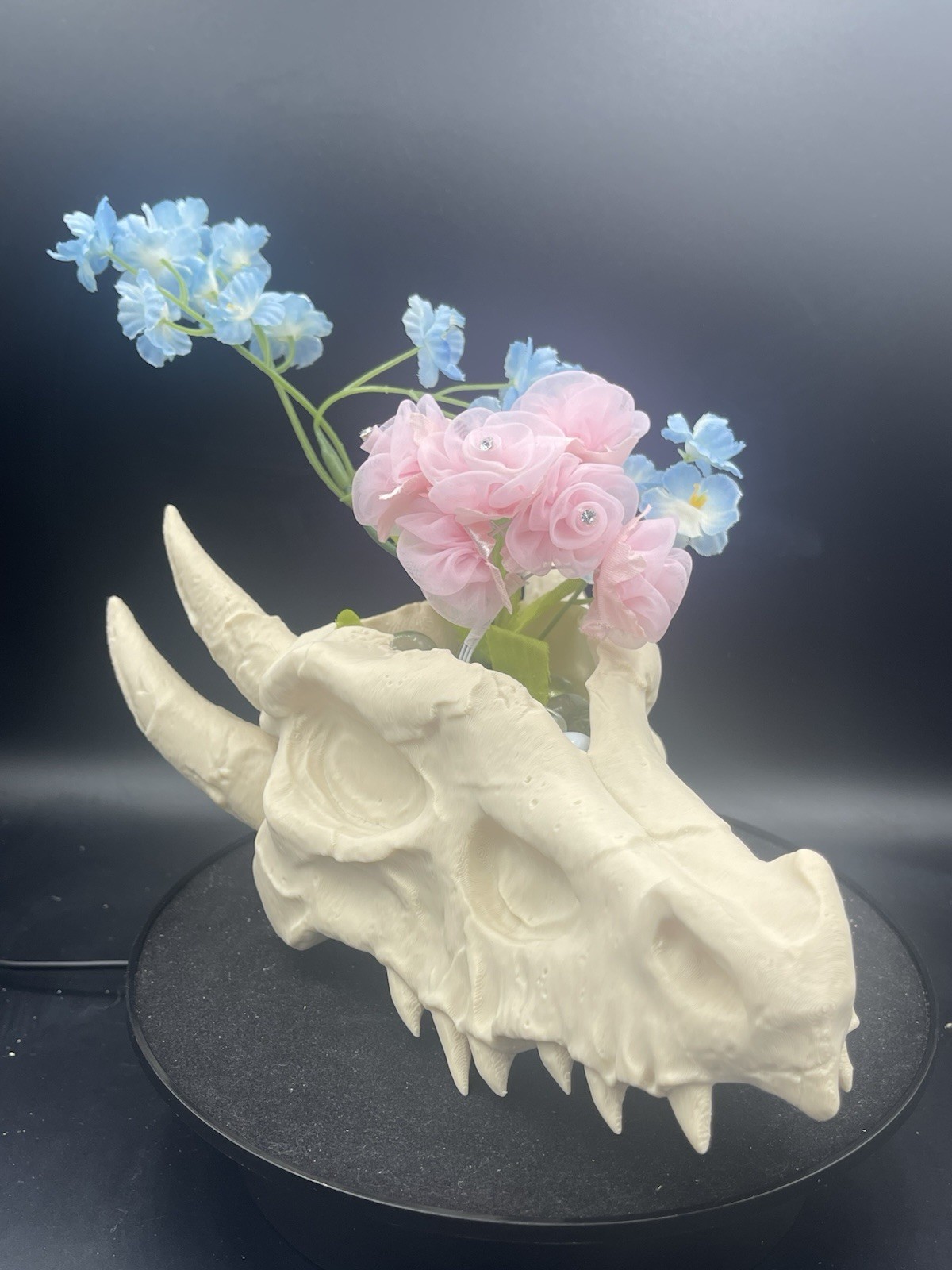 Deathroot – Planter! (Flowers not included)