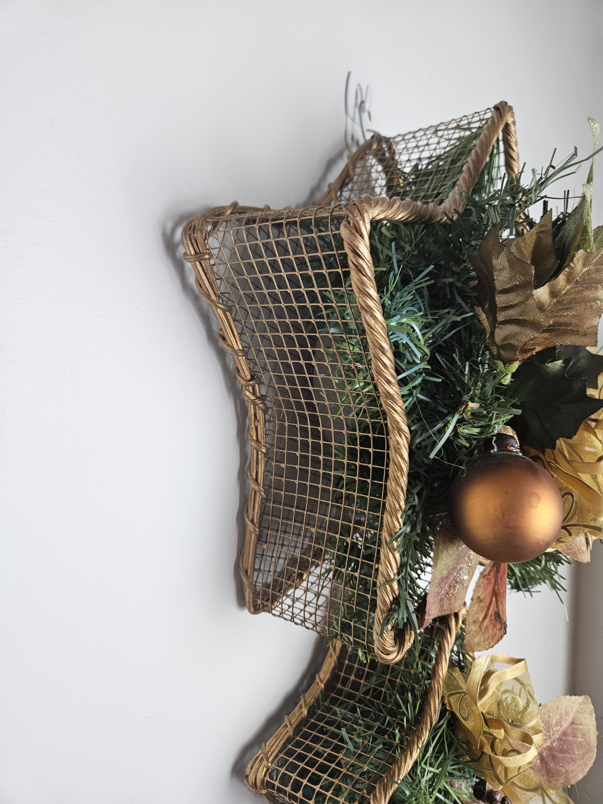 Christmas Star Basket Door Wreath Wall Hanging Artificial Garland Ornaments Bows