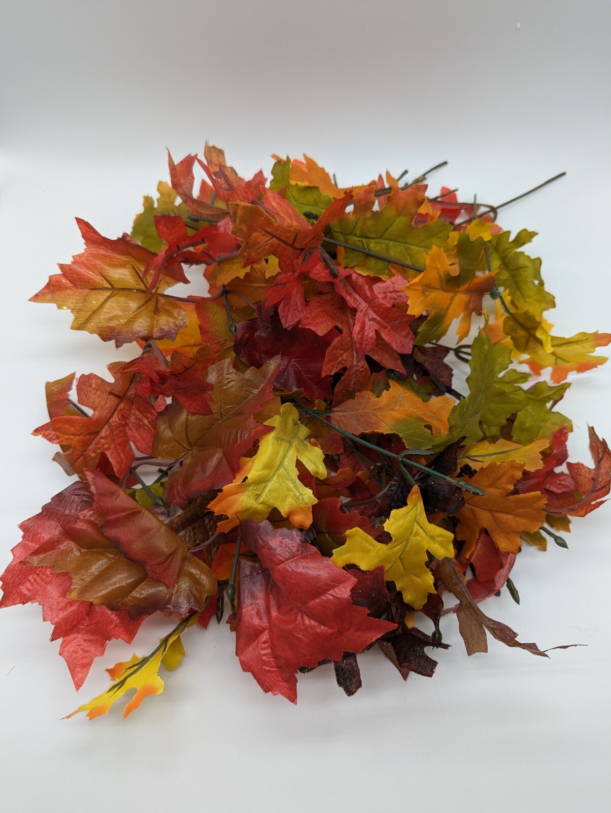 Thanksgiving Display Pcs Maple & Oak Leaves Bunches Stems Plastic Covered Wire