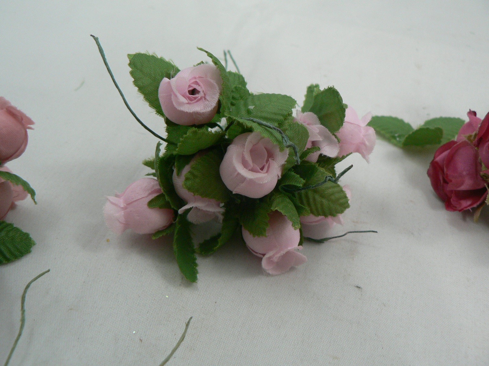 BEAUTIFUL ARTIFICIAL MINIATURE ROSES-BOUQUETS-LONG & SHORT STEM