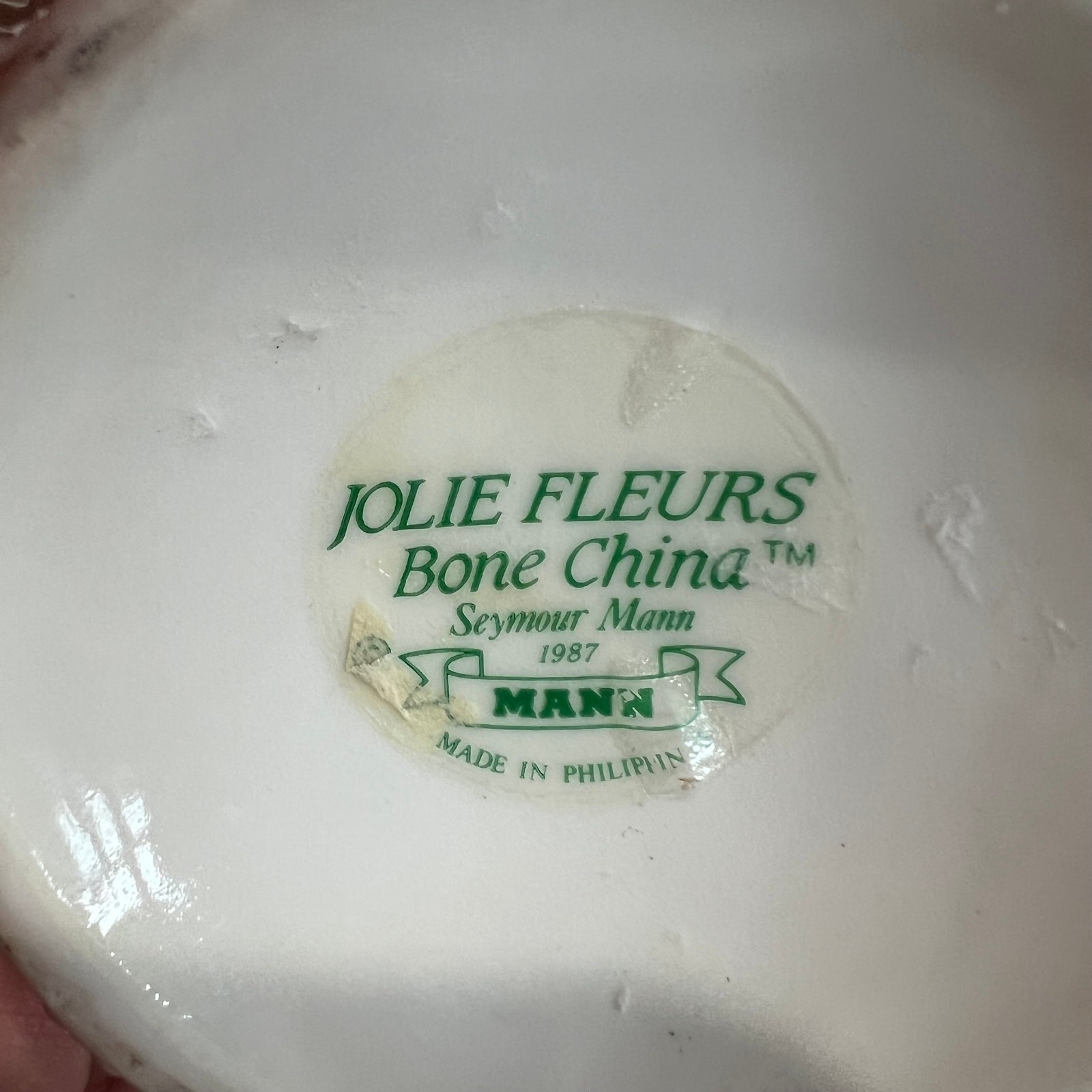 Vtg Jolie Fleurs Bone China Vase By Seymour Mann Sculptured Pink Roses 8-1/2″ T