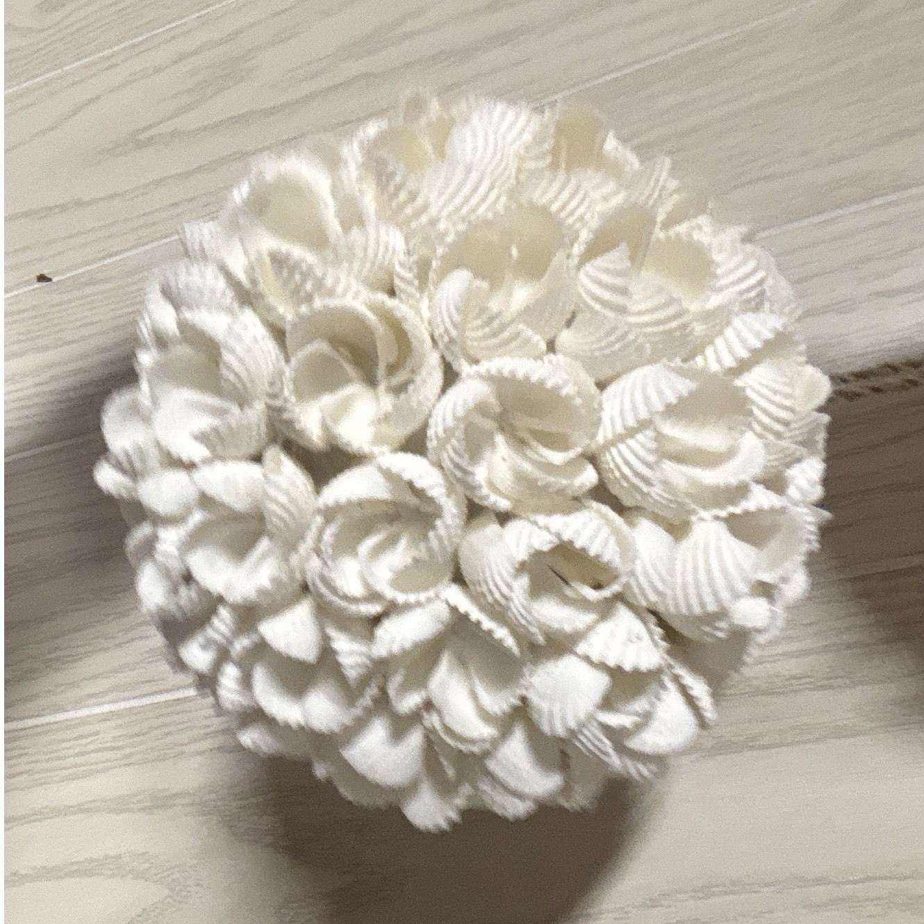 Artificial White Floral Flower Ball Hanging Decor, Ball Form Ornament with Chain