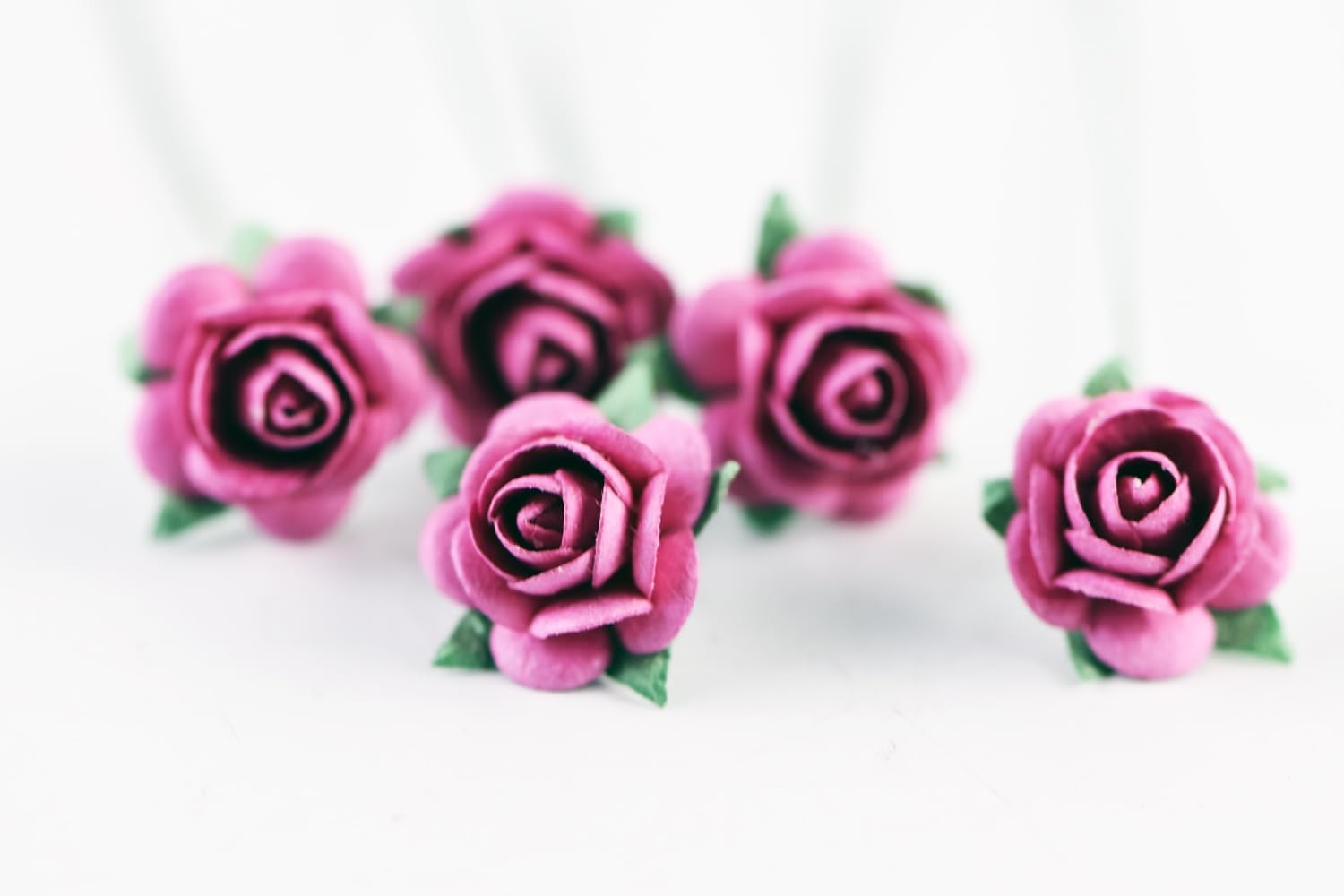 100 pcs Tiny Artificial Roses Mixed Pink Five Color Mulberry Paper Flower 15-…