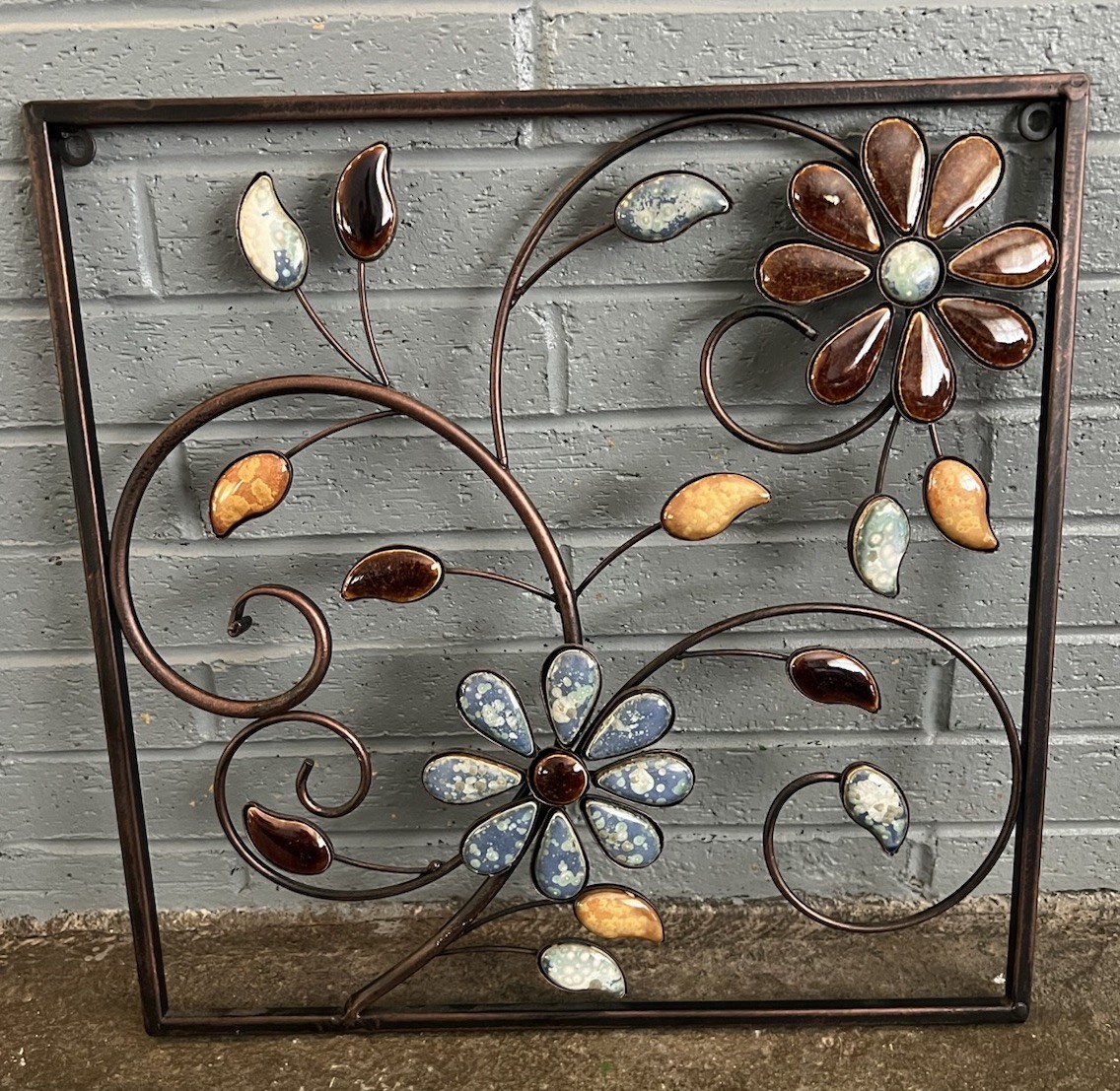 Unique Square Brown Metal Mosaic Style Curled Leaf. Hanging Decor 14 X 14in