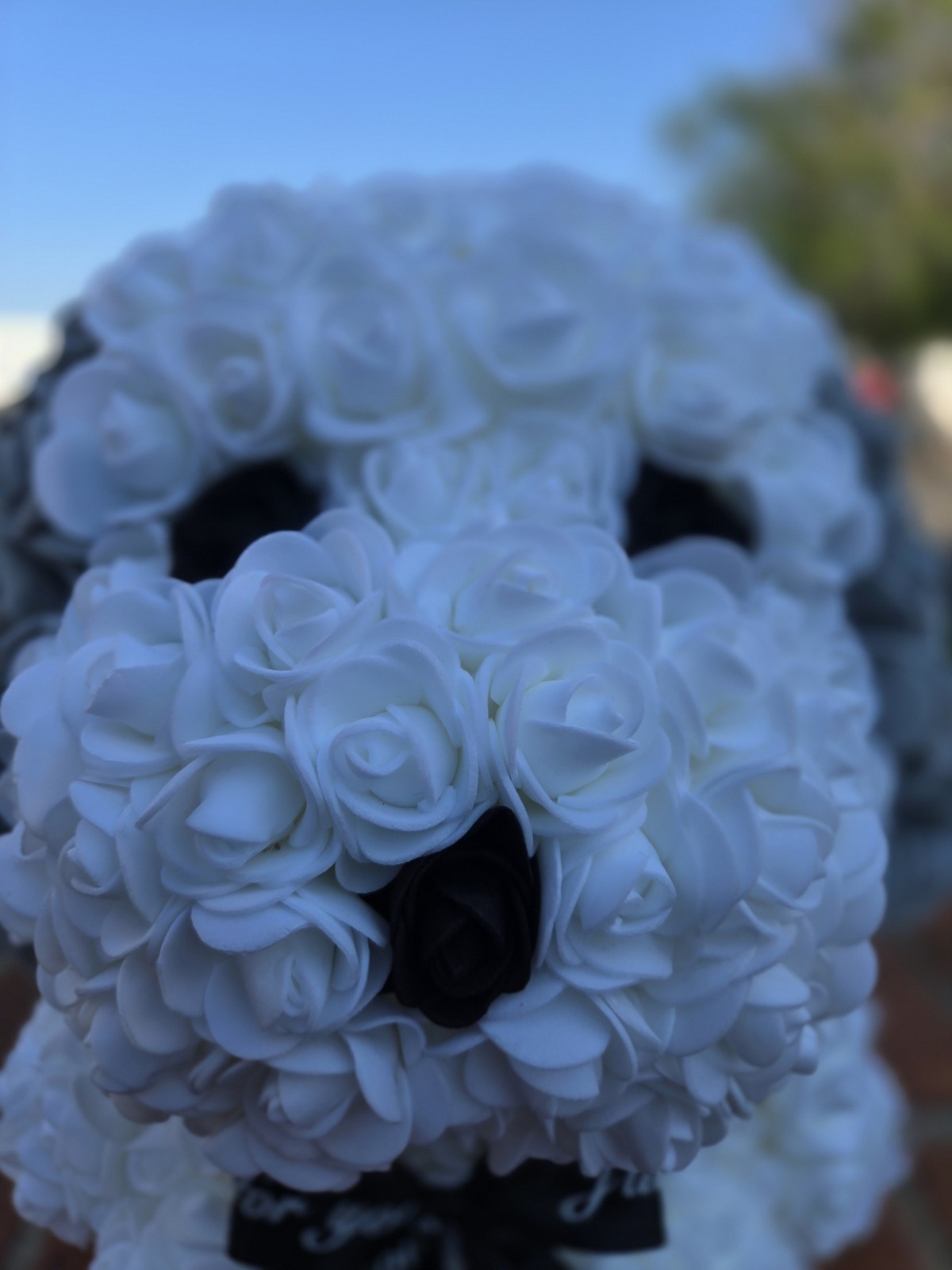 Artificial Flower Rose Dog for Mother’s Day Birthday/Valentine’s Day Grey/White